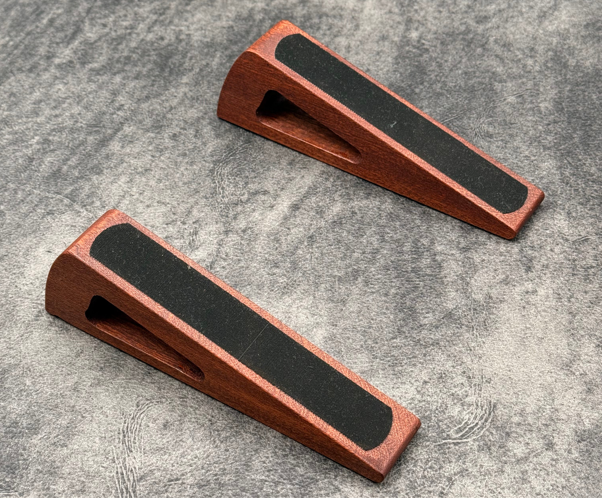 Wooden Stand for MacBook &amp; iPad  - Mahogany - with Leather Carry Sleeve