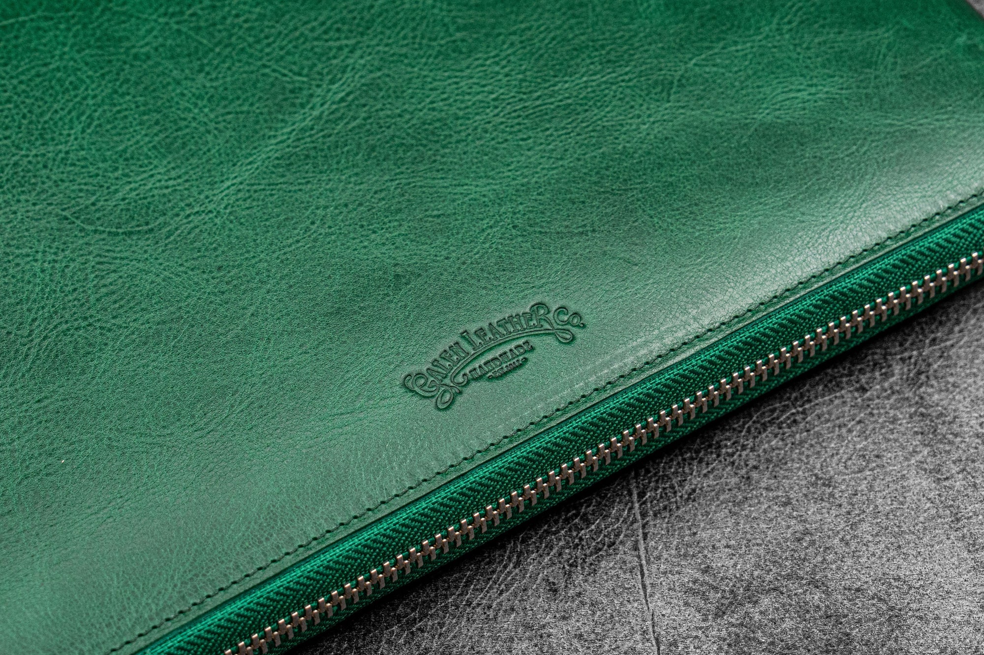 Deri Fermuarlı 60'lı Kaweco Kalem Kılıfı - Vivianite Green