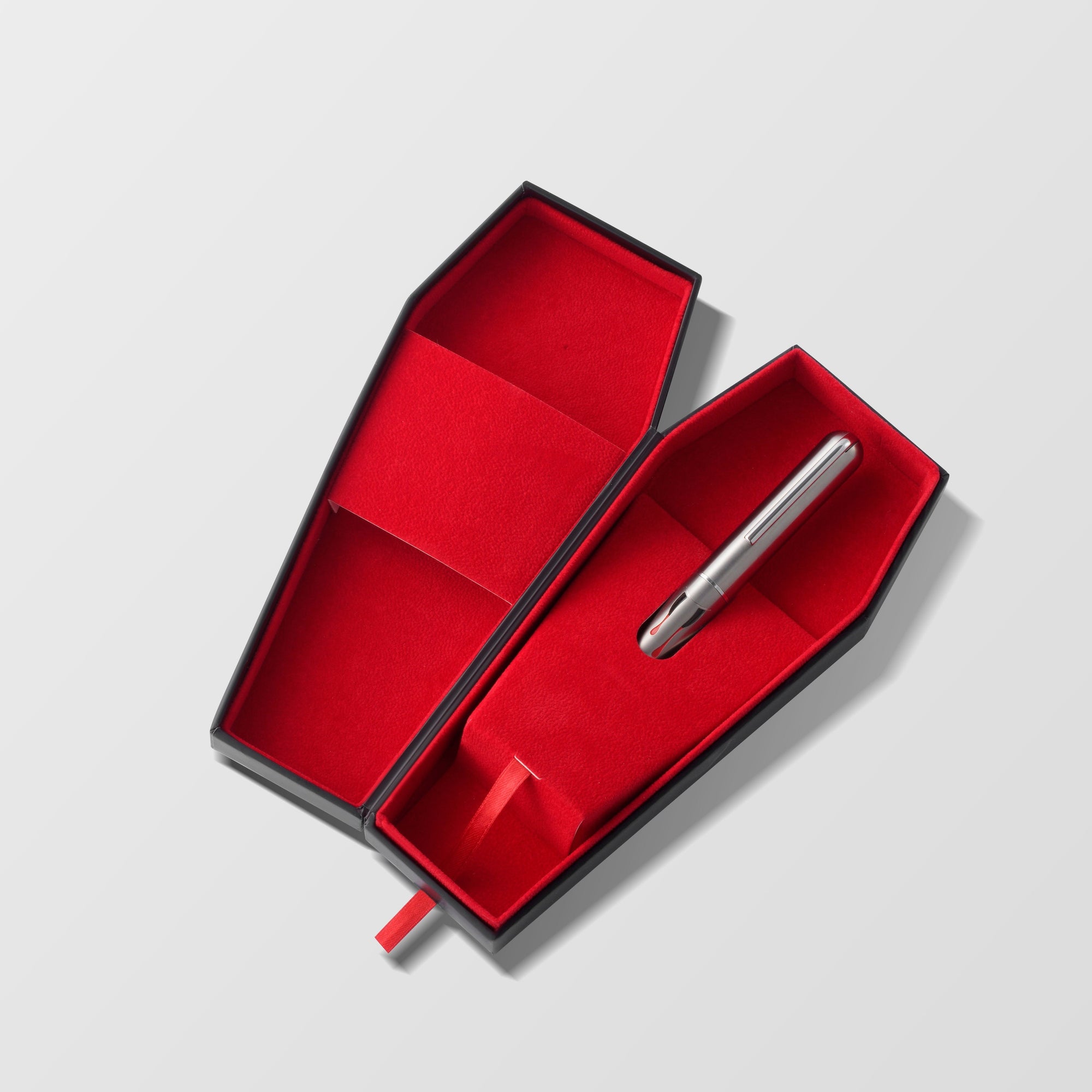 Nahvalur Dracula Dolma Kalem - Titanyum