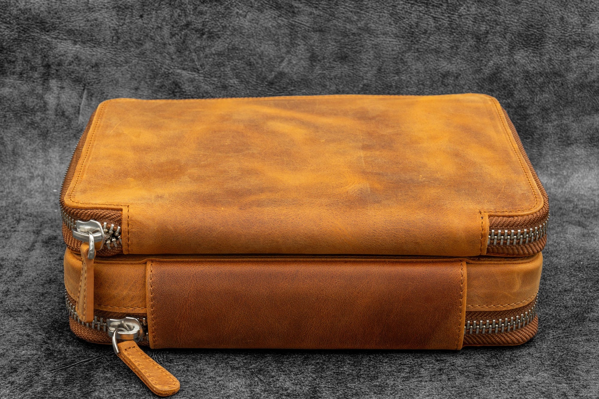 Expansi-Folio Deri Geniş A5 Fermuarlı Organizer - C.H. Brown