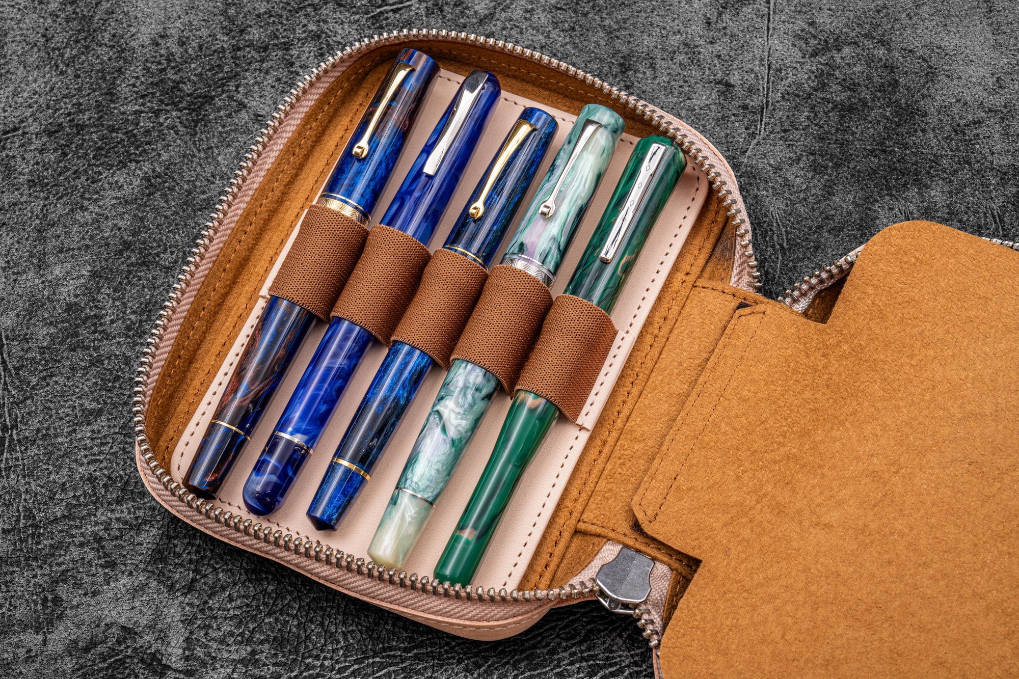 Expansi-Pouch Deri Geniş 10&#39;lu Kalemlik - İçi Çıkarılabilir - Undyed Leather