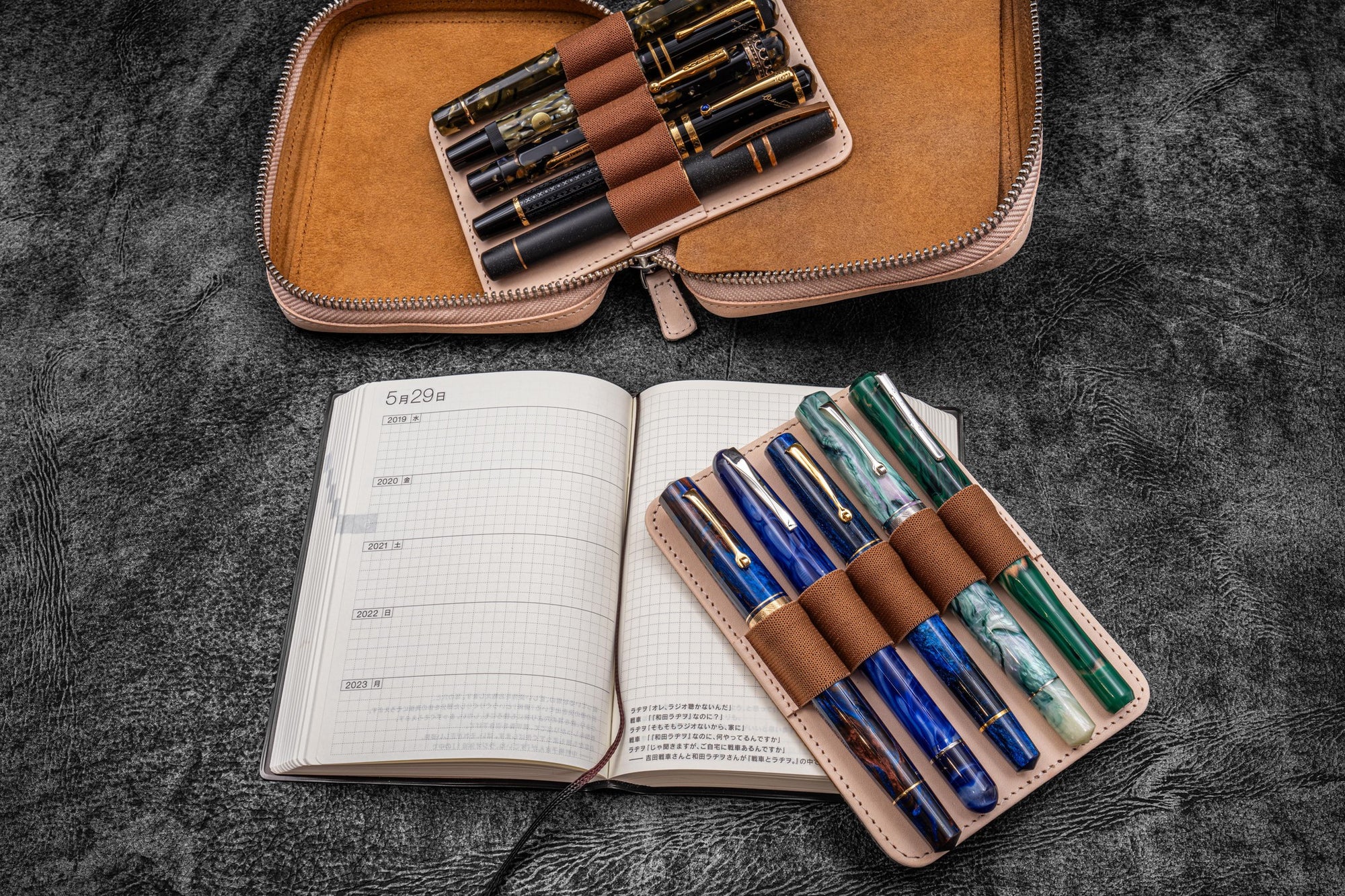 Expansi-Pouch Deri Geniş 10&#39;lu Kalemlik - İçi Çıkarılabilir - Undyed Leather