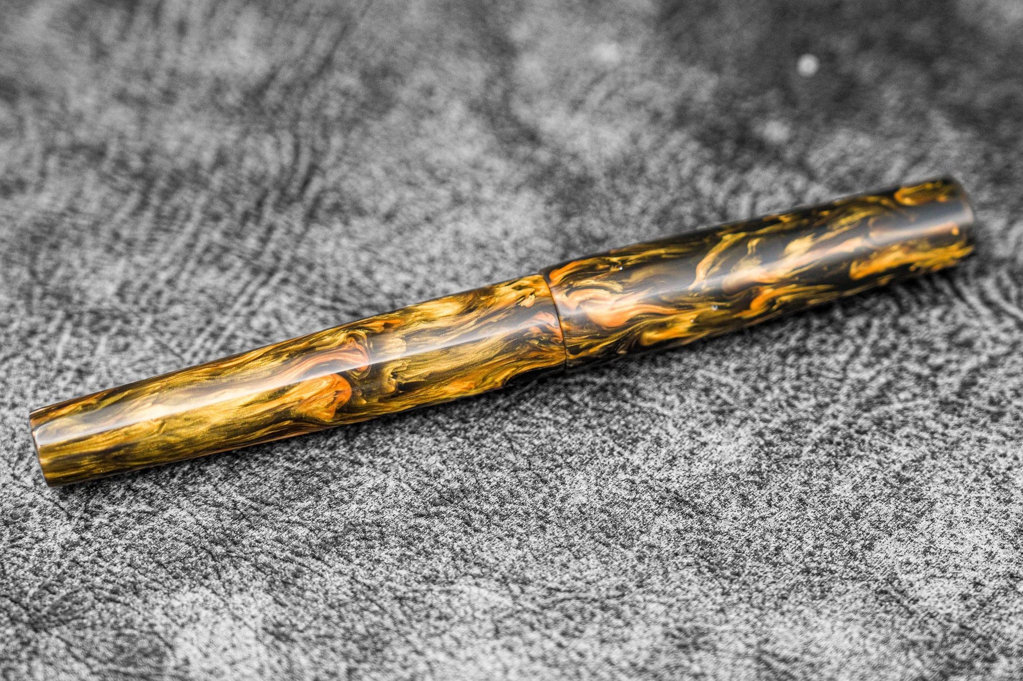 Galen X Studyo Agackakan - Dolma Kalem V1 - Black Old Gold