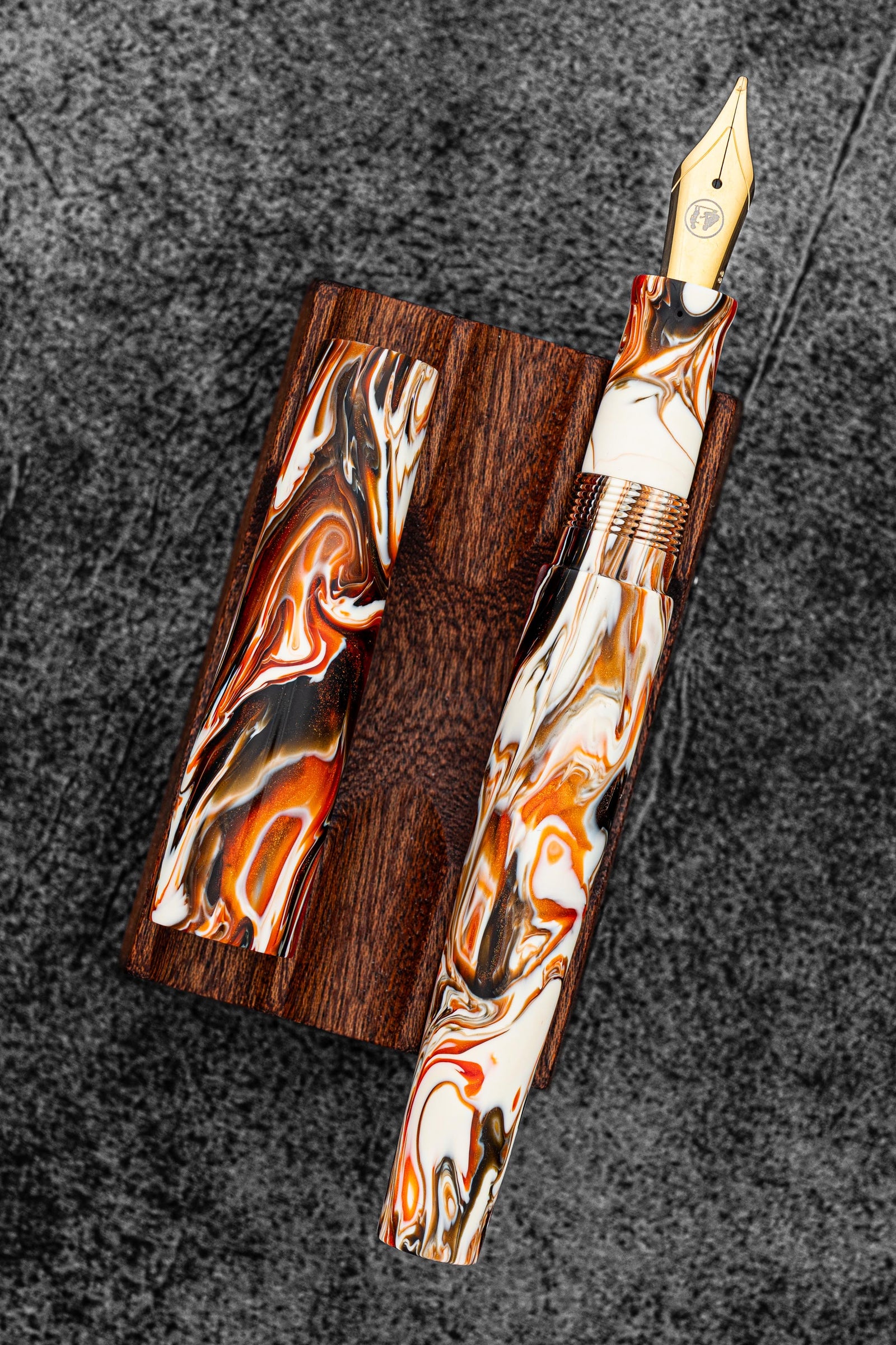 Galen X Studyo Agackakan - Dolma Kalem V1 - Calico Coi