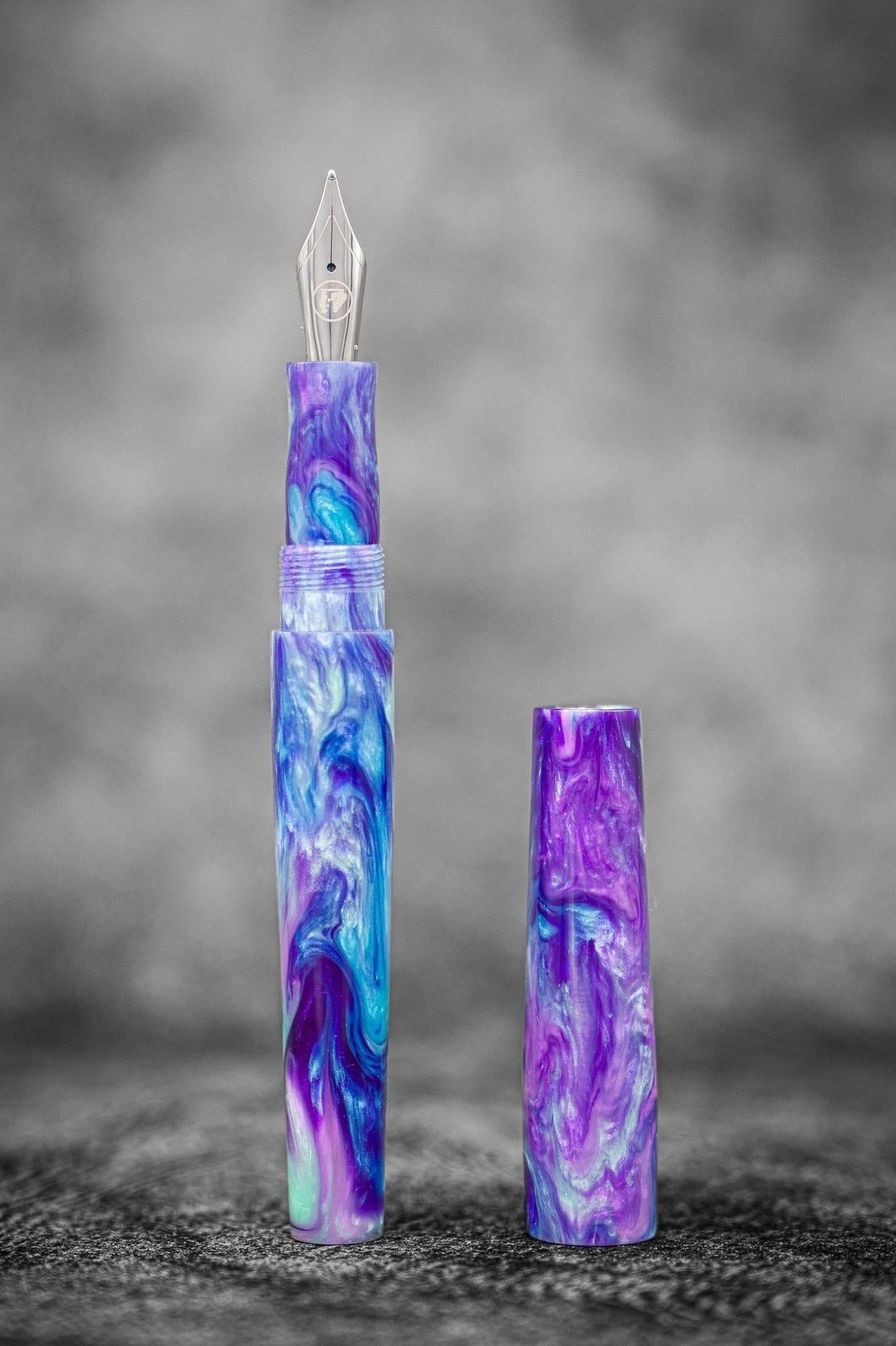 Galen X Studyo Agackakan - Dolma Kalem V1 - Plum Abolone