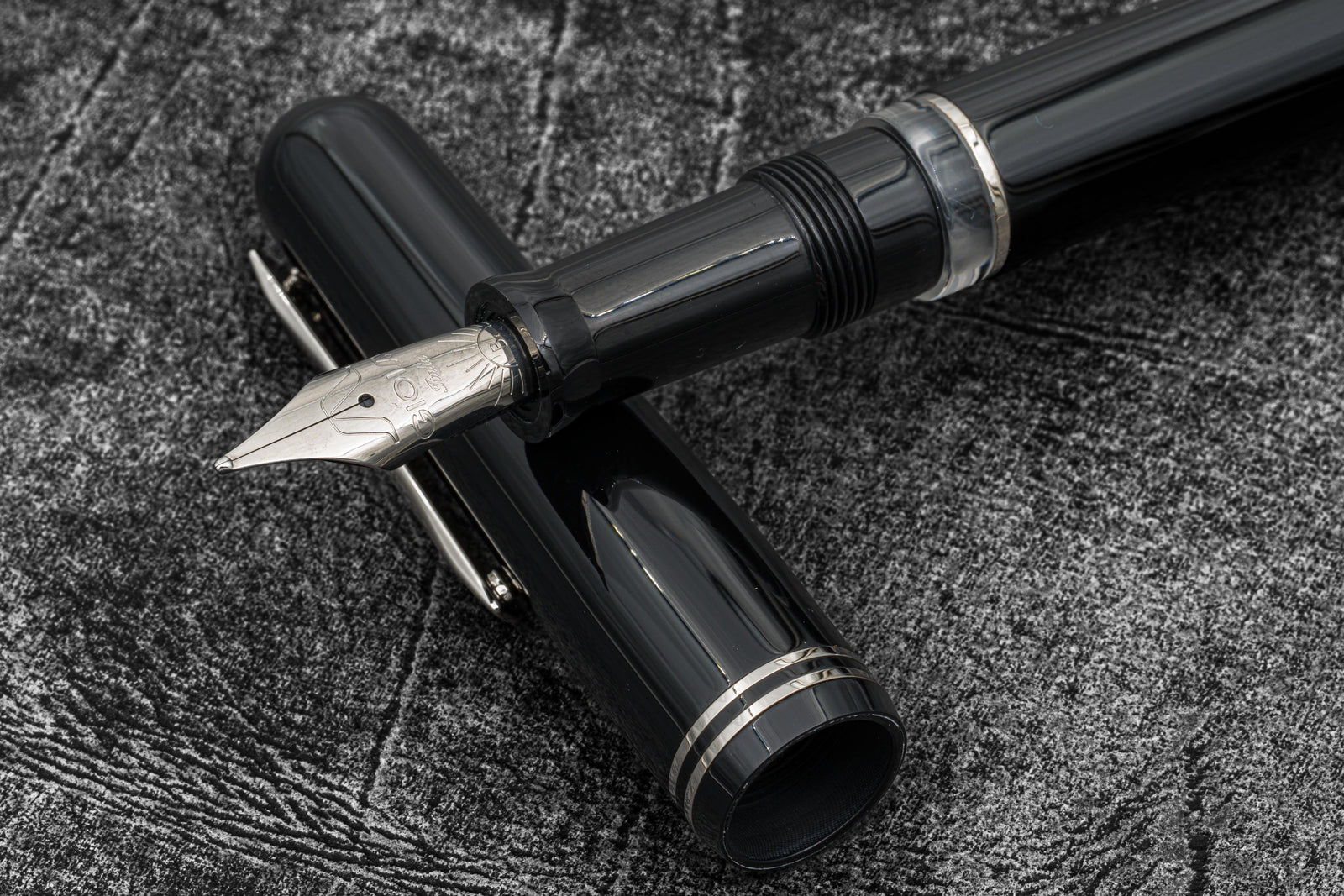 Gioia Metis Classic Black Dolmakalem - ST