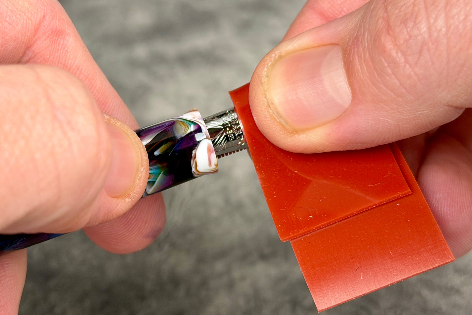 Kaydırmaz Lastik Tutacak