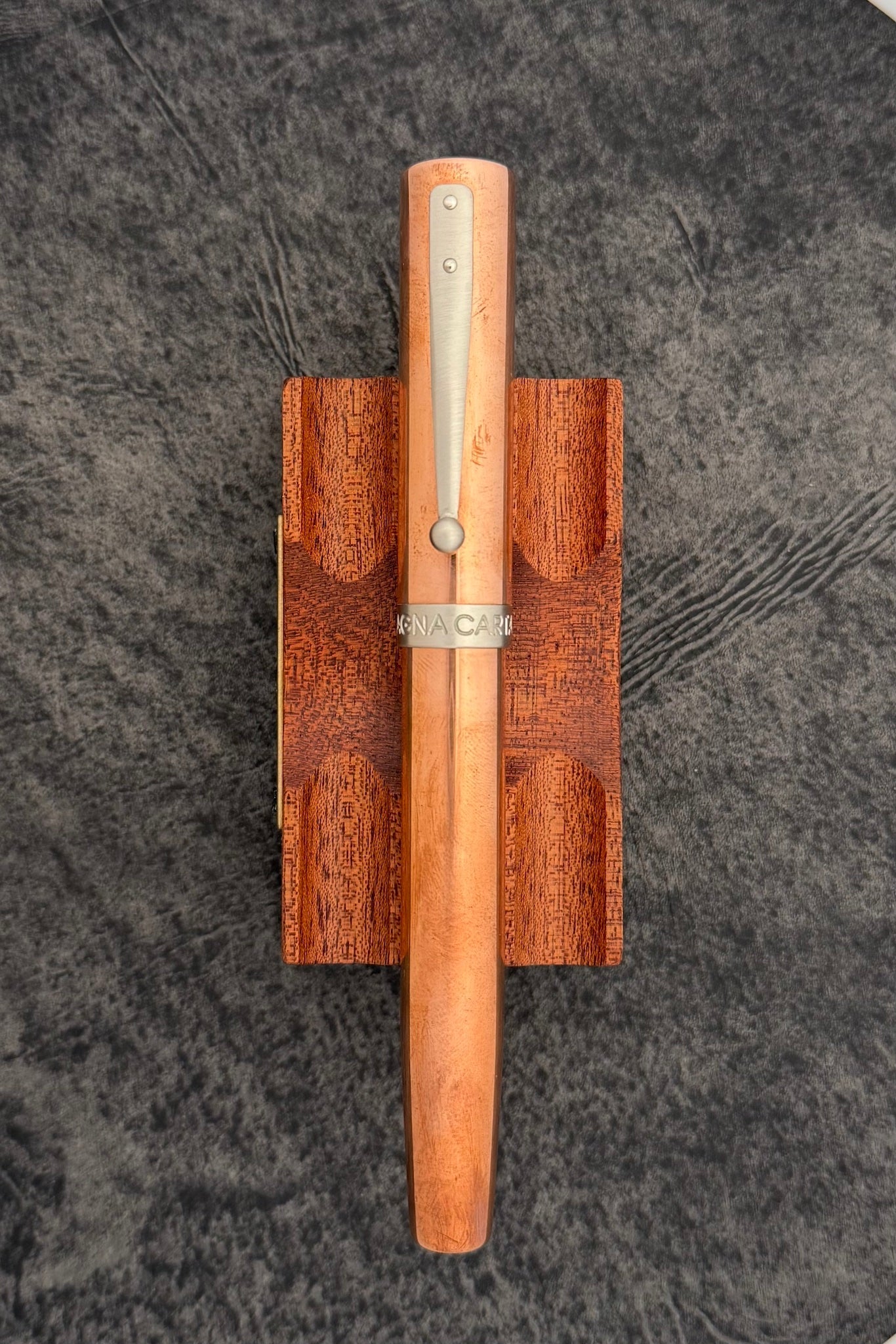 Magna Carta Mag 600 Dolmakalem 14k Gerçek Esnek Uç -Model - Düz Bakır (Hafif)