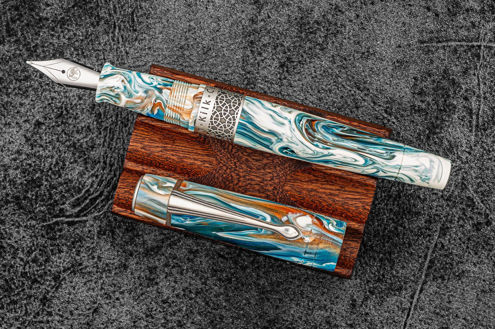 Kilk & Galen SE Celestial Dolma Kalem - Tiger Lily Koi