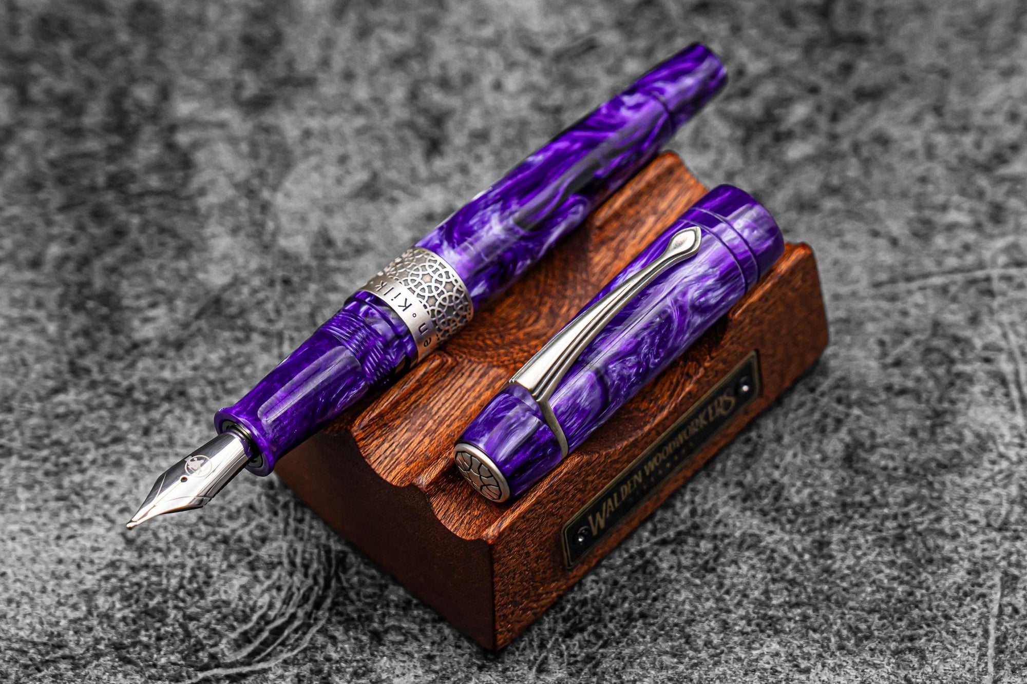 Kilk &amp; Galen SE Celestial Fountain Pen - Purple Mix