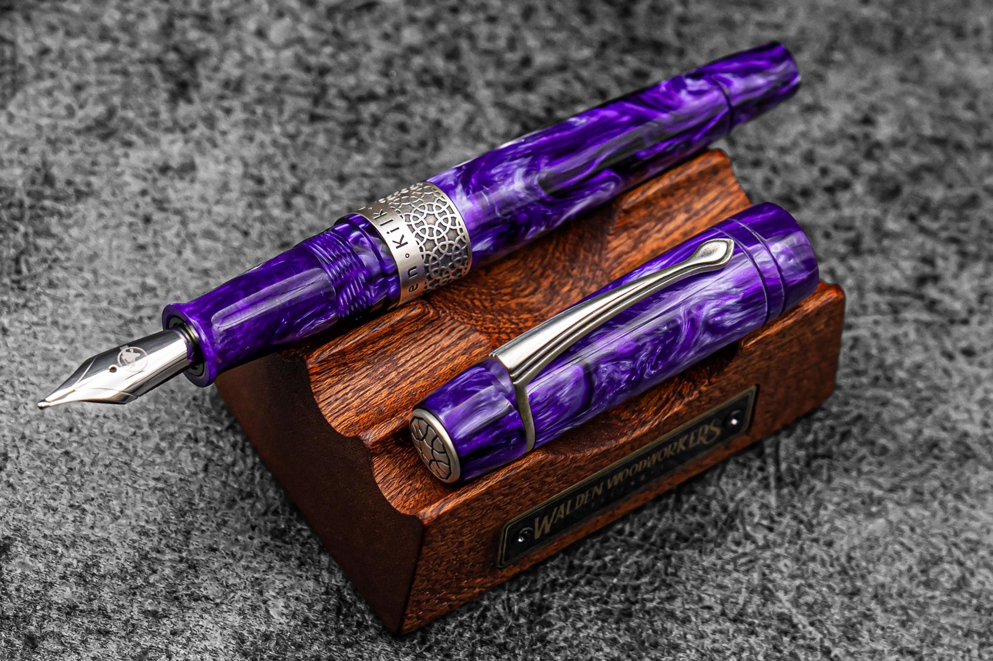 Kilk &amp; Galen SE Celestial Fountain Pen - Purple Mix