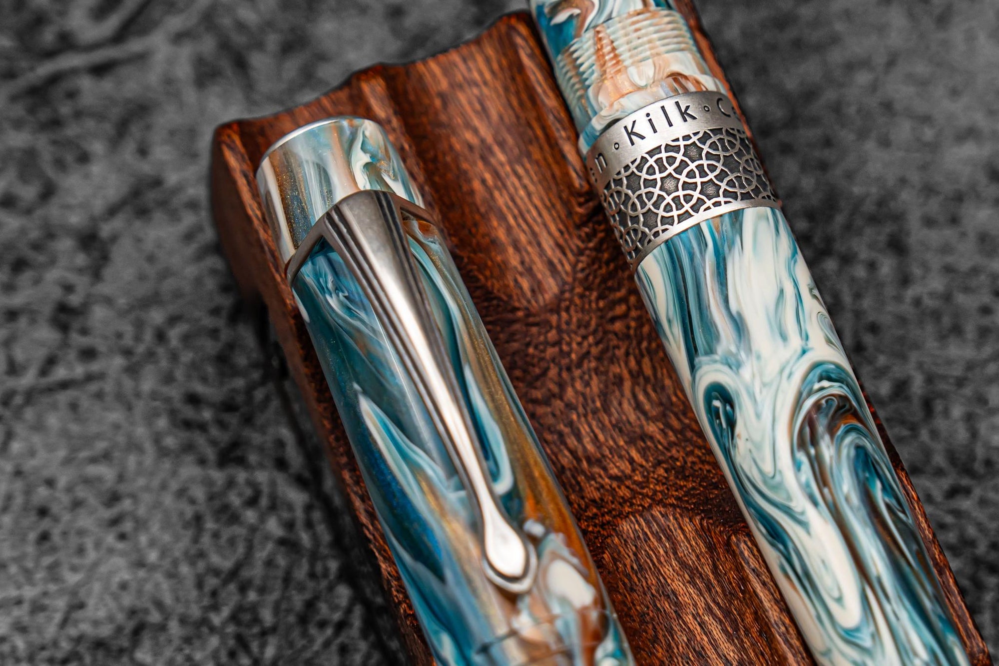 Kilk &amp; Galen SE Celestial Fountain Pen - Tiger Lily Koi