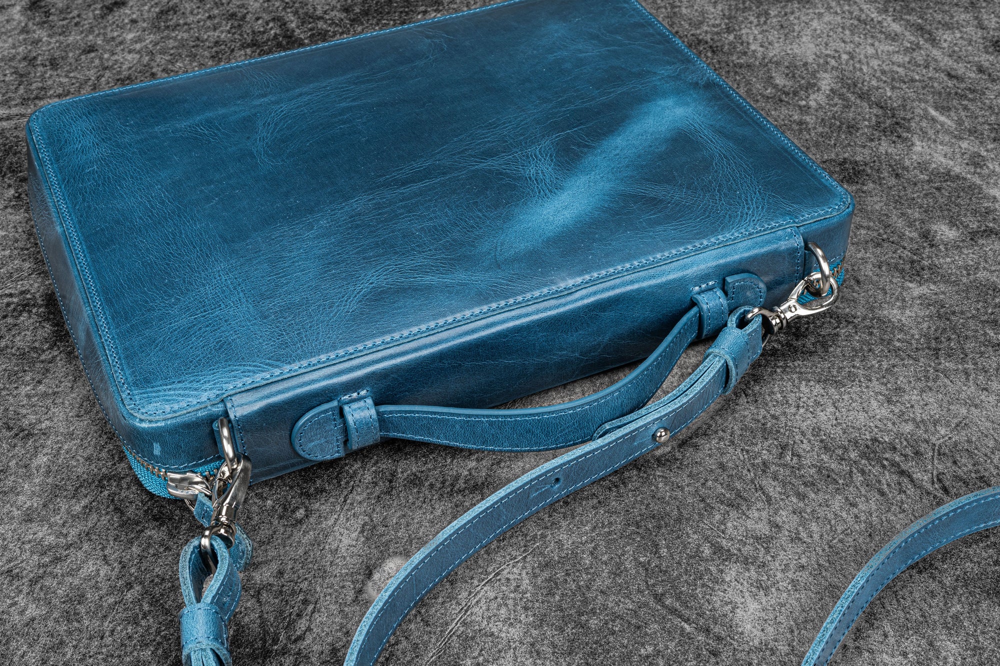 Leather Compendium Bag - A4 Zippered Folio Organizer - Crazy Horse Ocean Blue