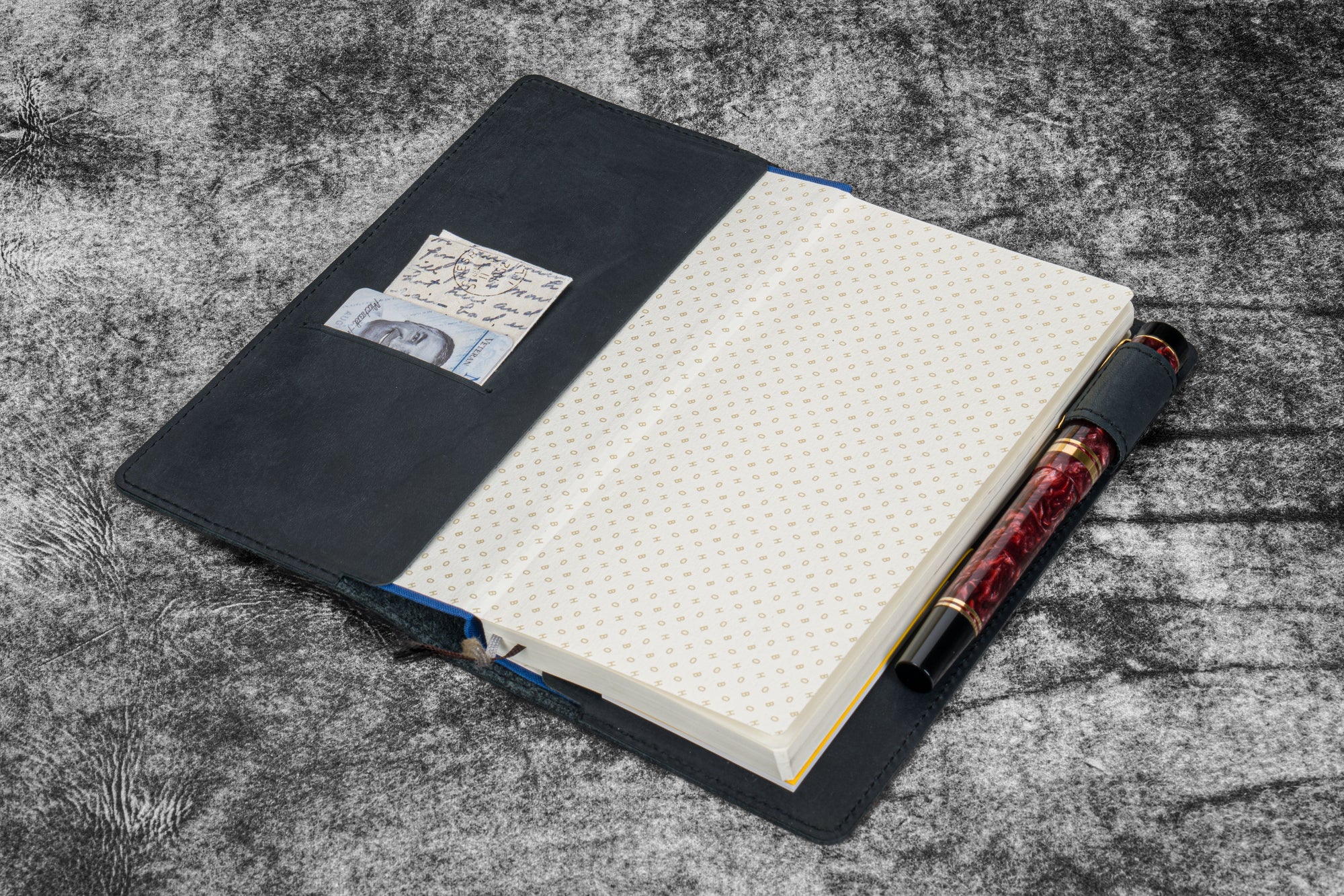 Hobonichi Weeks için İnce Deri Planlayıcı Kılıfı - Crazy Horse Graphite