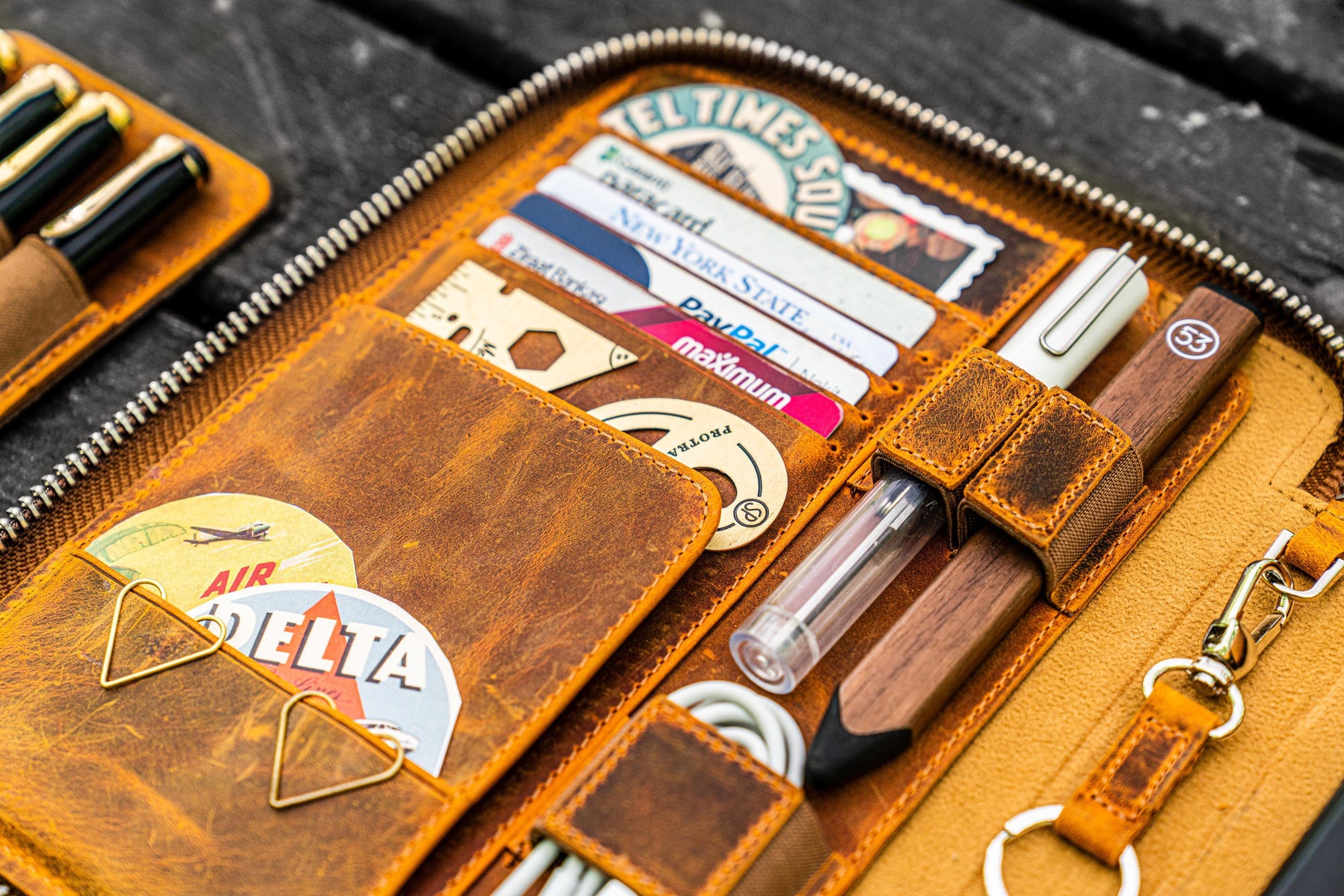 Leather Zippered A5 Leuchtturm1917 Notebook Folio - Crazy Horse Brown