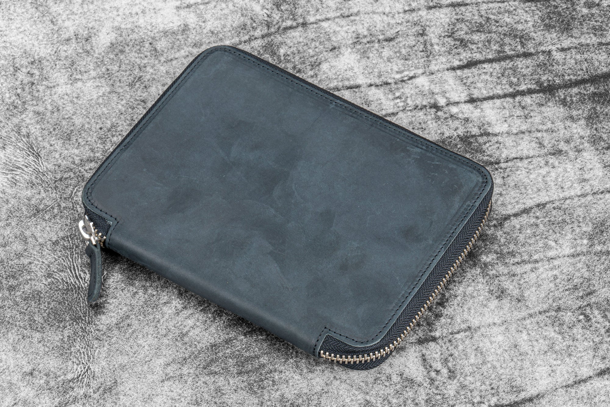 Leather Zippered B6 / B6 Slim Planner Folio - Crazy Horse Graphite