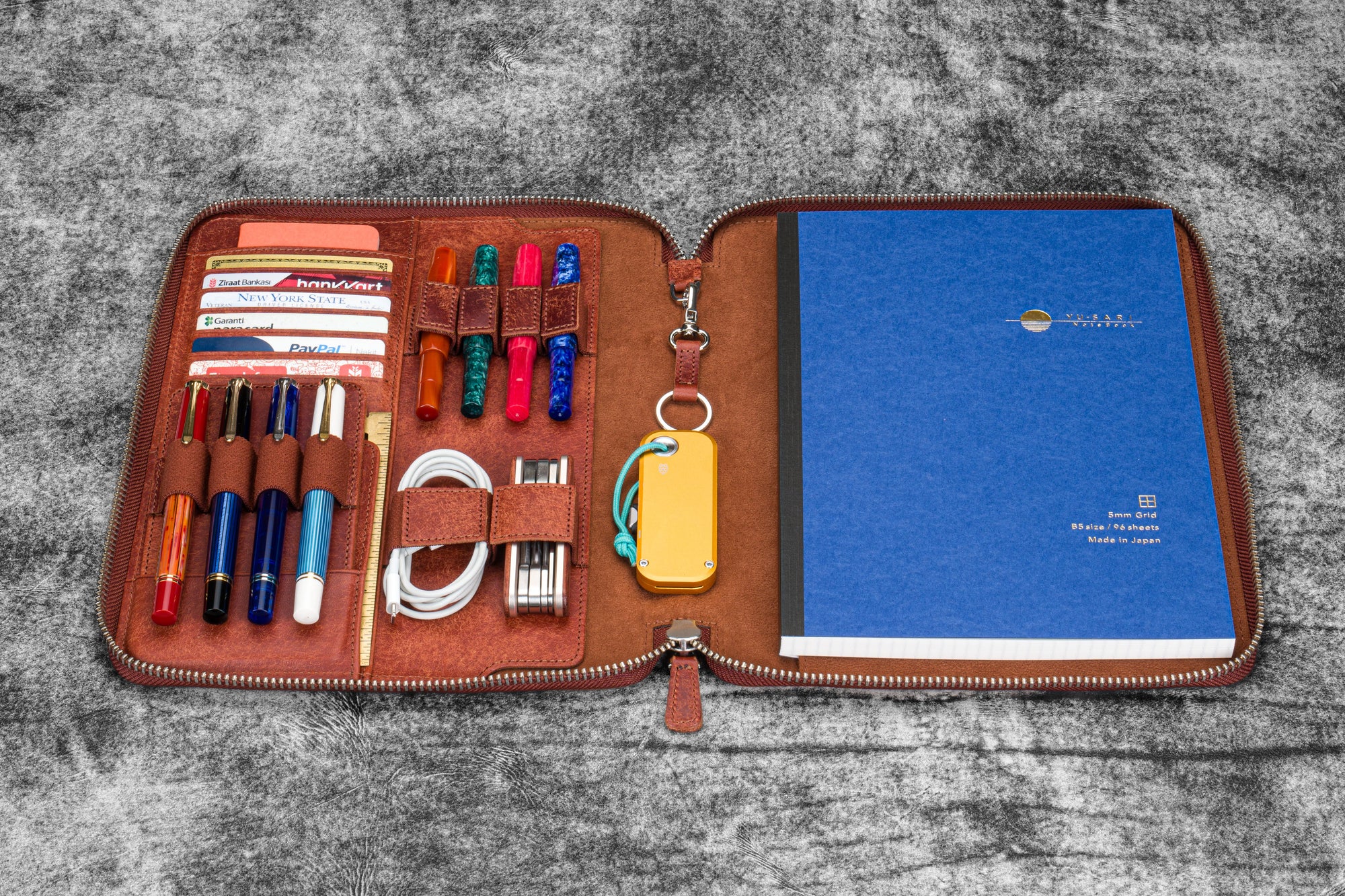Leather Zippered Leuchtturm1917 B5 &amp; Extra Large Moleskine Folio - Aged Copper