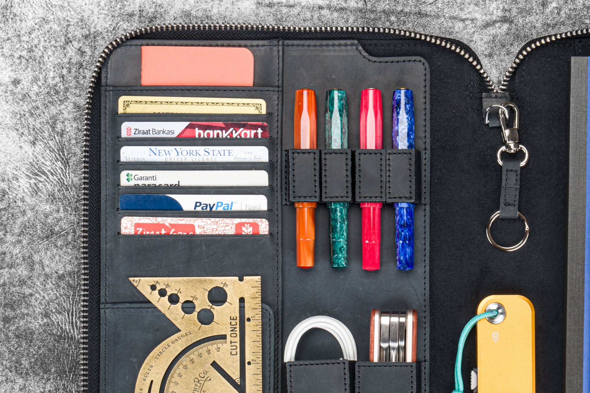 Leather Zippered Leuchtturm1917 B5 &amp; Extra Large Moleskine Folio - Crazy Horse Graphite