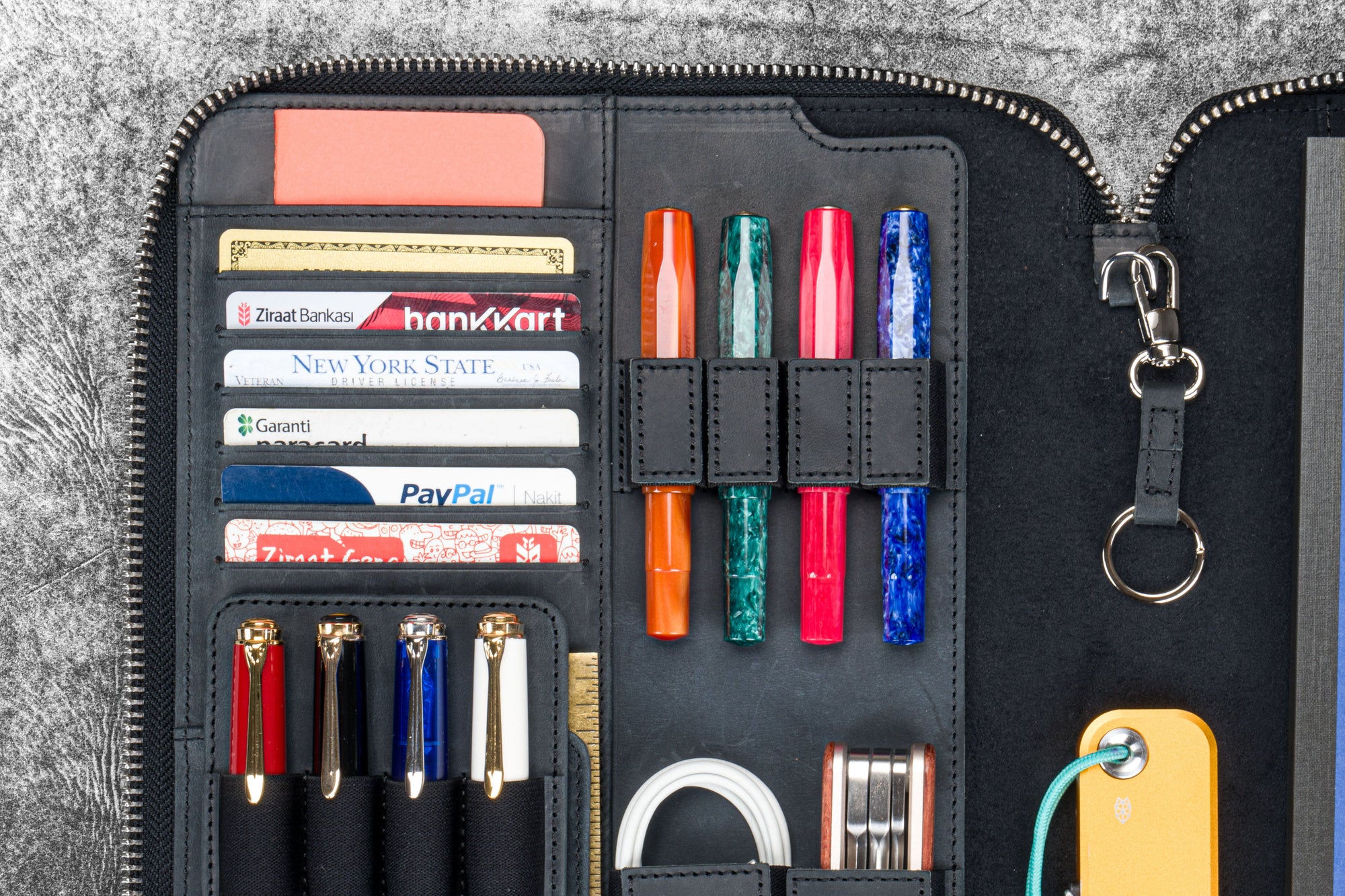 Leather Zippered Leuchtturm1917 B5 &amp; Extra Large Moleskine Folio - Crazy Horse Graphite