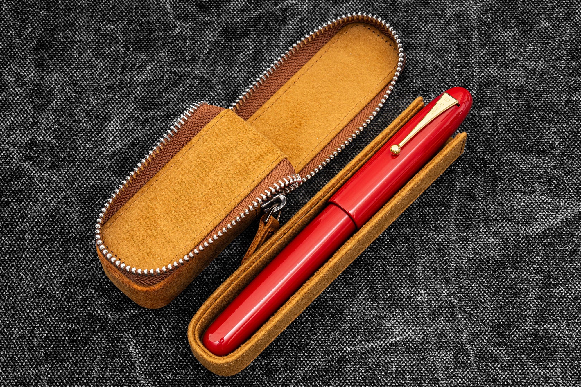 Leather Zippered Magnum Opus Single Hard Pen Case For Oversized Pens &amp; Namiki Emperor - Crazy Horse Brown