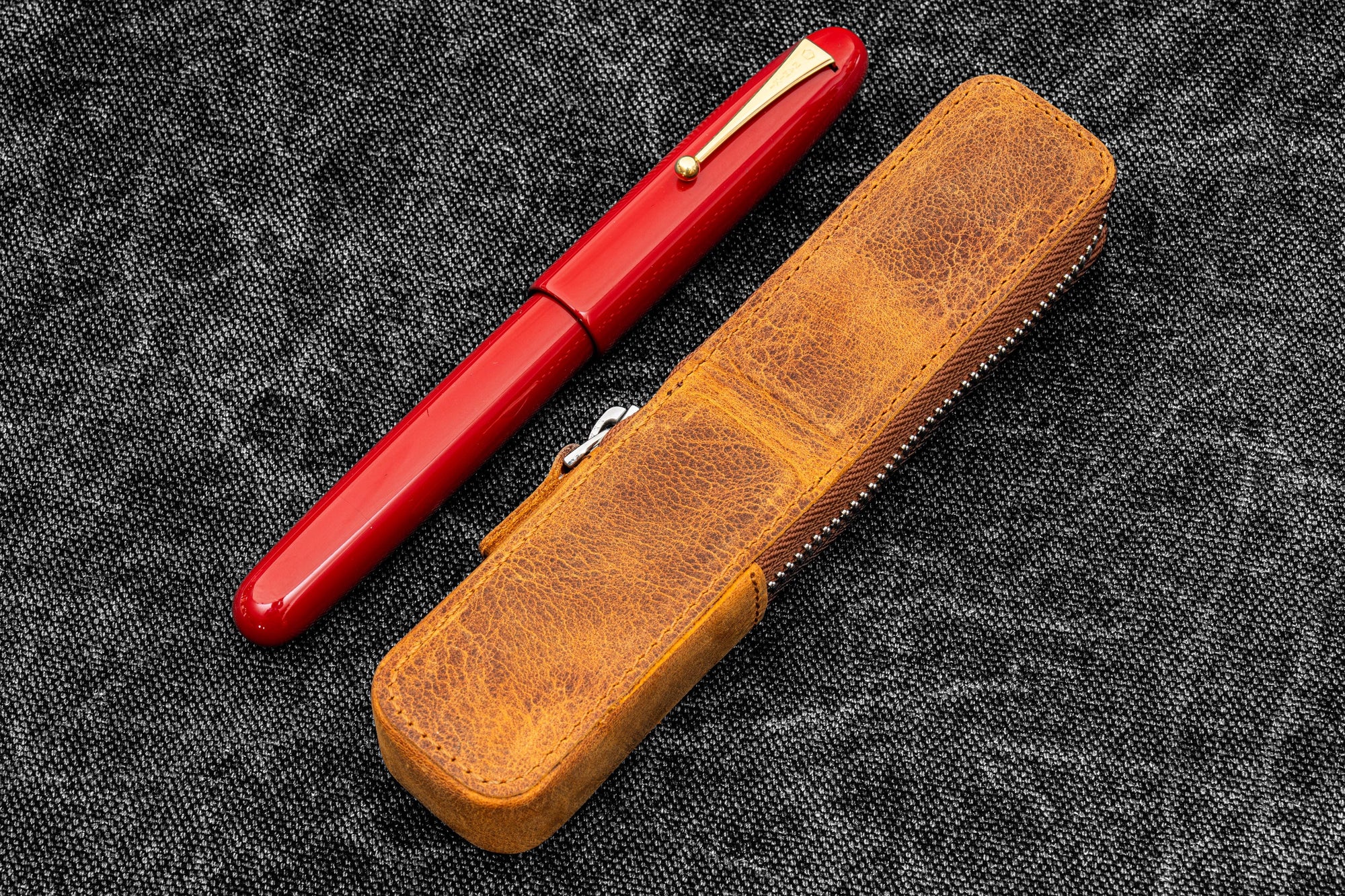 Leather Zippered Magnum Opus Single Hard Pen Case For Oversized Pens &amp; Namiki Emperor - Crazy Horse Brown