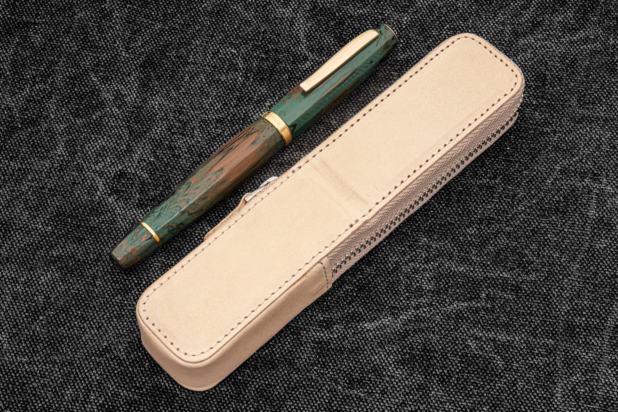 Leather Zippered Magnum Opus Single Hard Pen Case For Oversized Pens &amp; Namiki Emperor - Undyed Leather