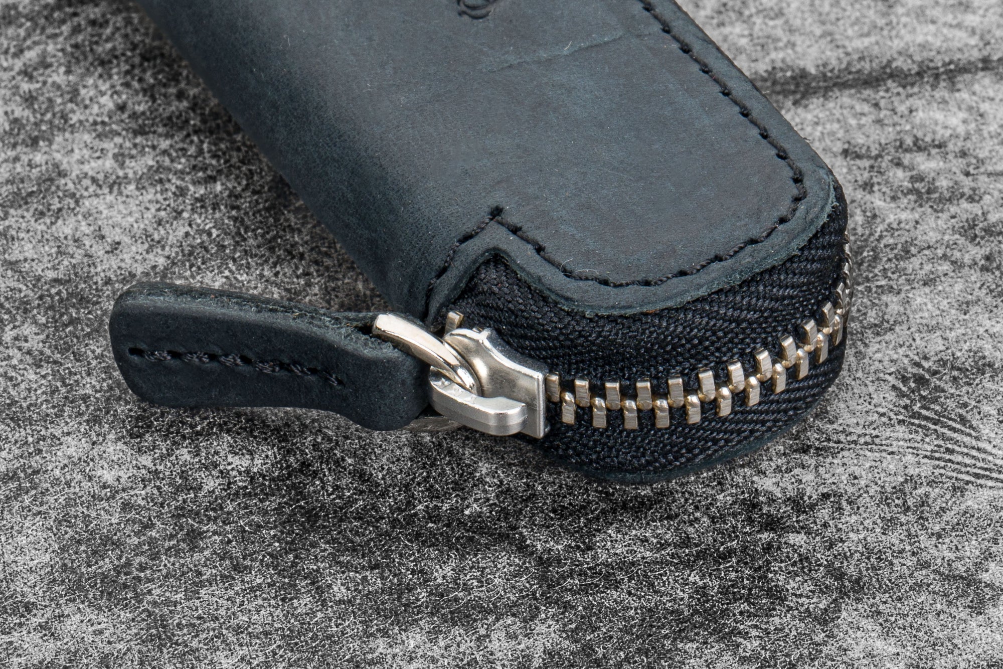 Deri Fermuarlı Tekli Kaweco Kalem Kılıfı - Crazy Horse Graphite