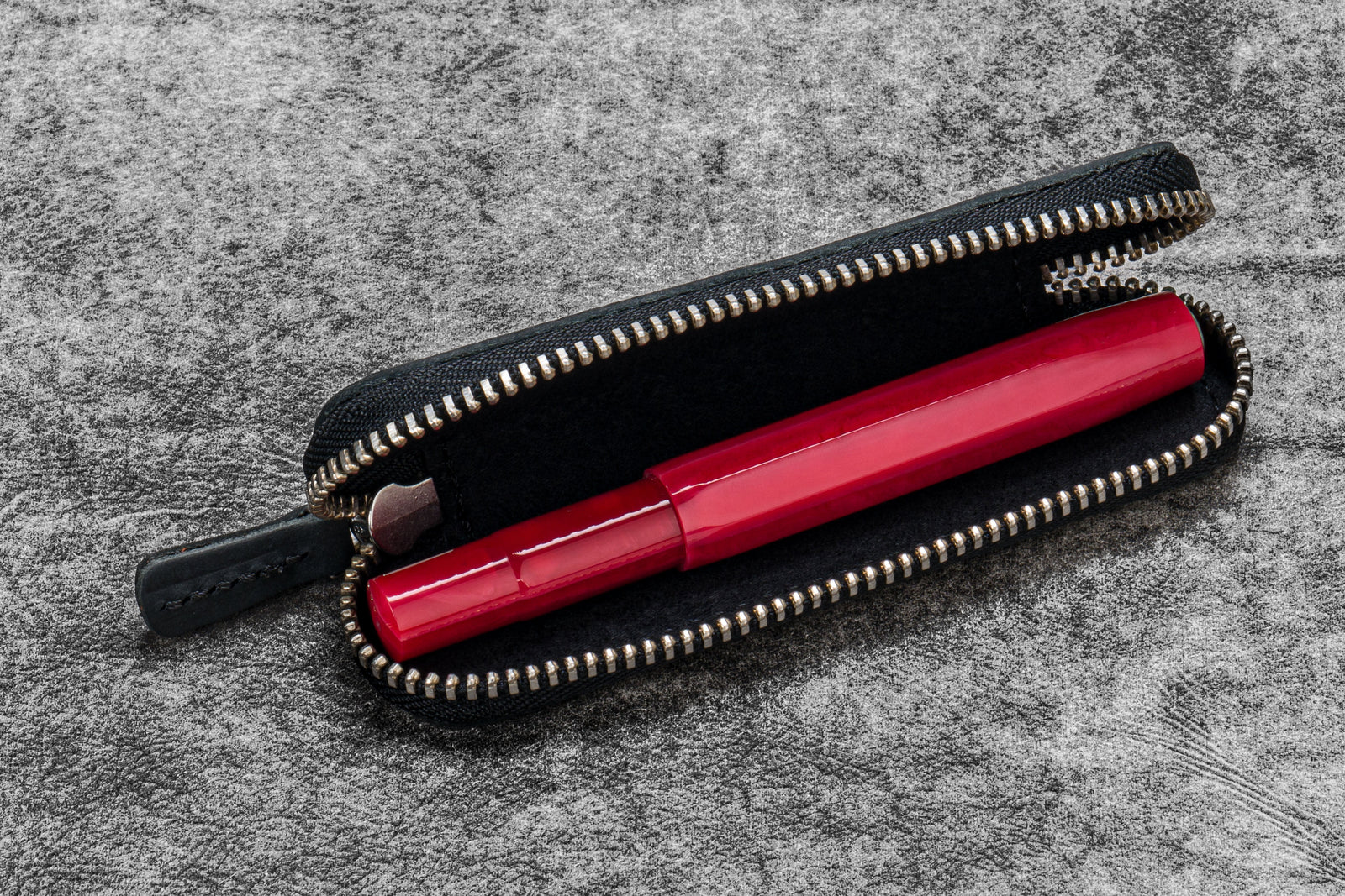 Deri Fermuarlı Tekli Kaweco Kalem Kılıfı - Crazy Horse Graphite