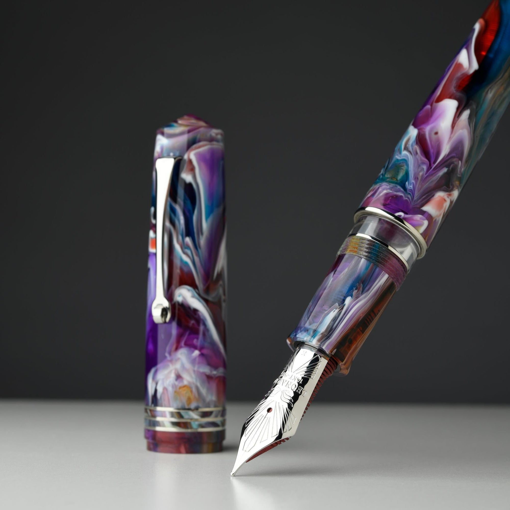 Leonardo Momento Zero Grande 2.0 Fountain Pen – Primary Manipulation 1 Vesuvius – ST #8 14K Gold