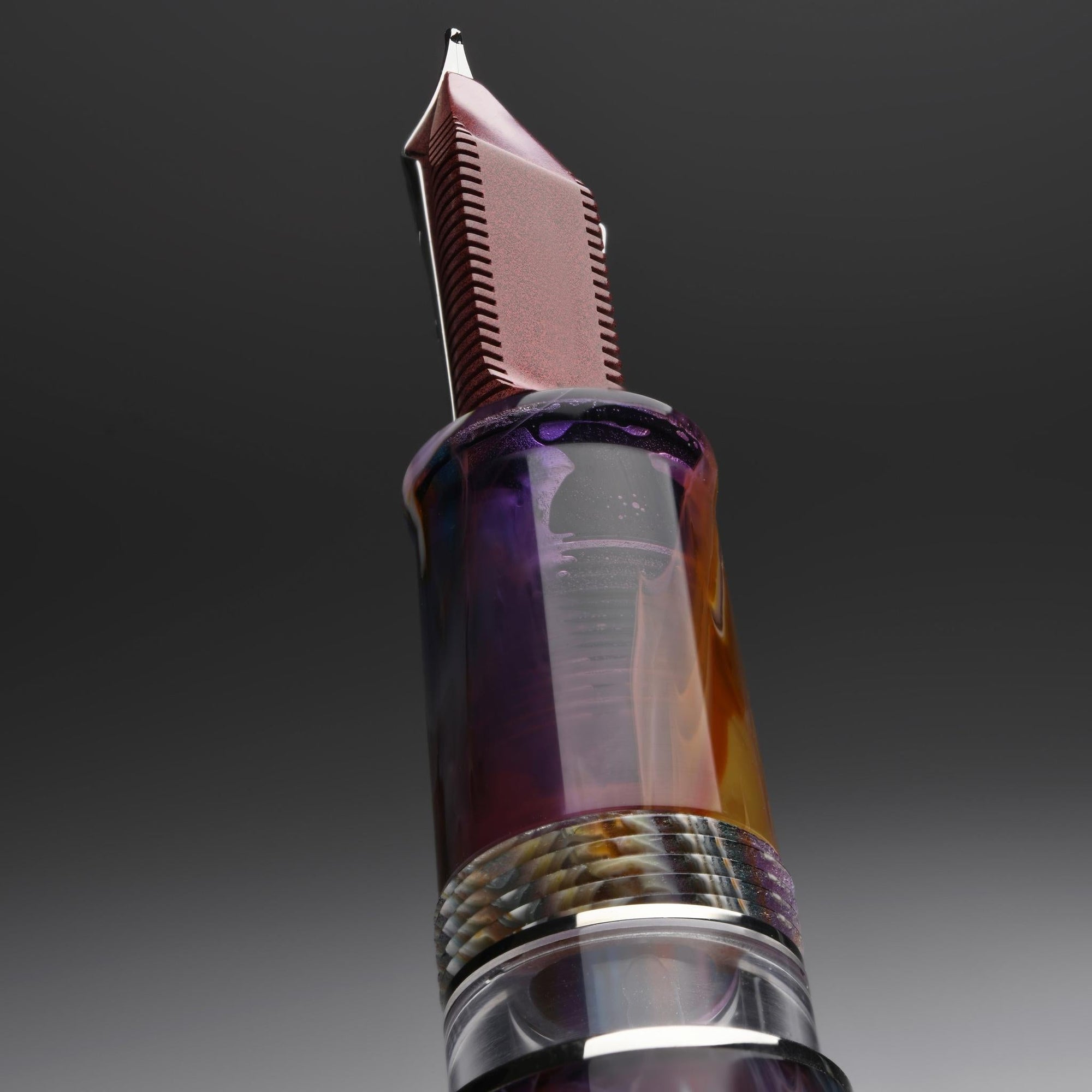 Leonardo Momento Zero Grande 2.0 Fountain Pen – Primary Manipulation 1 Vesuvius – ST #8 14K Gold