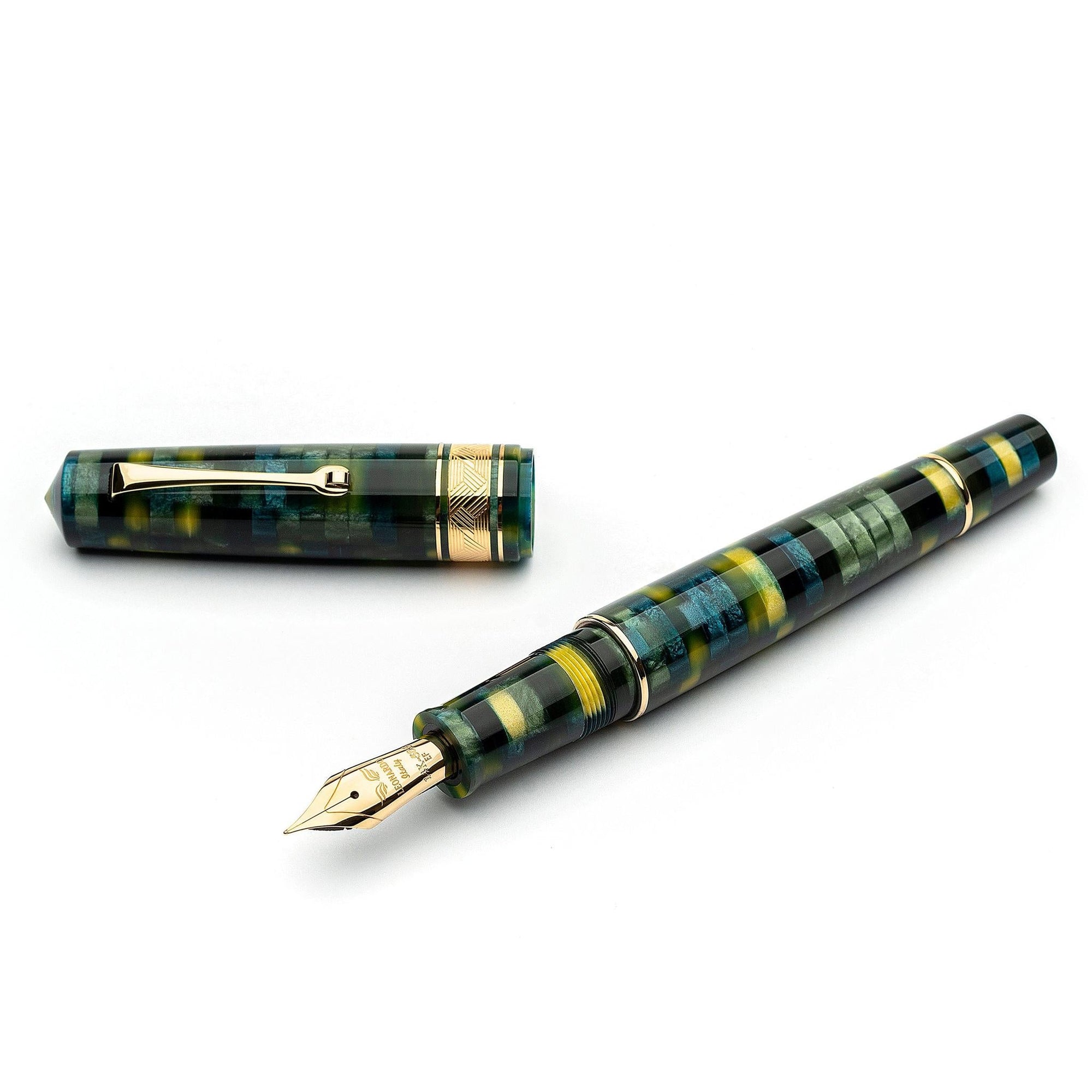 Leonardo Momento Zero Grande Fountain Pen – Mosaico Baobab – GT #6