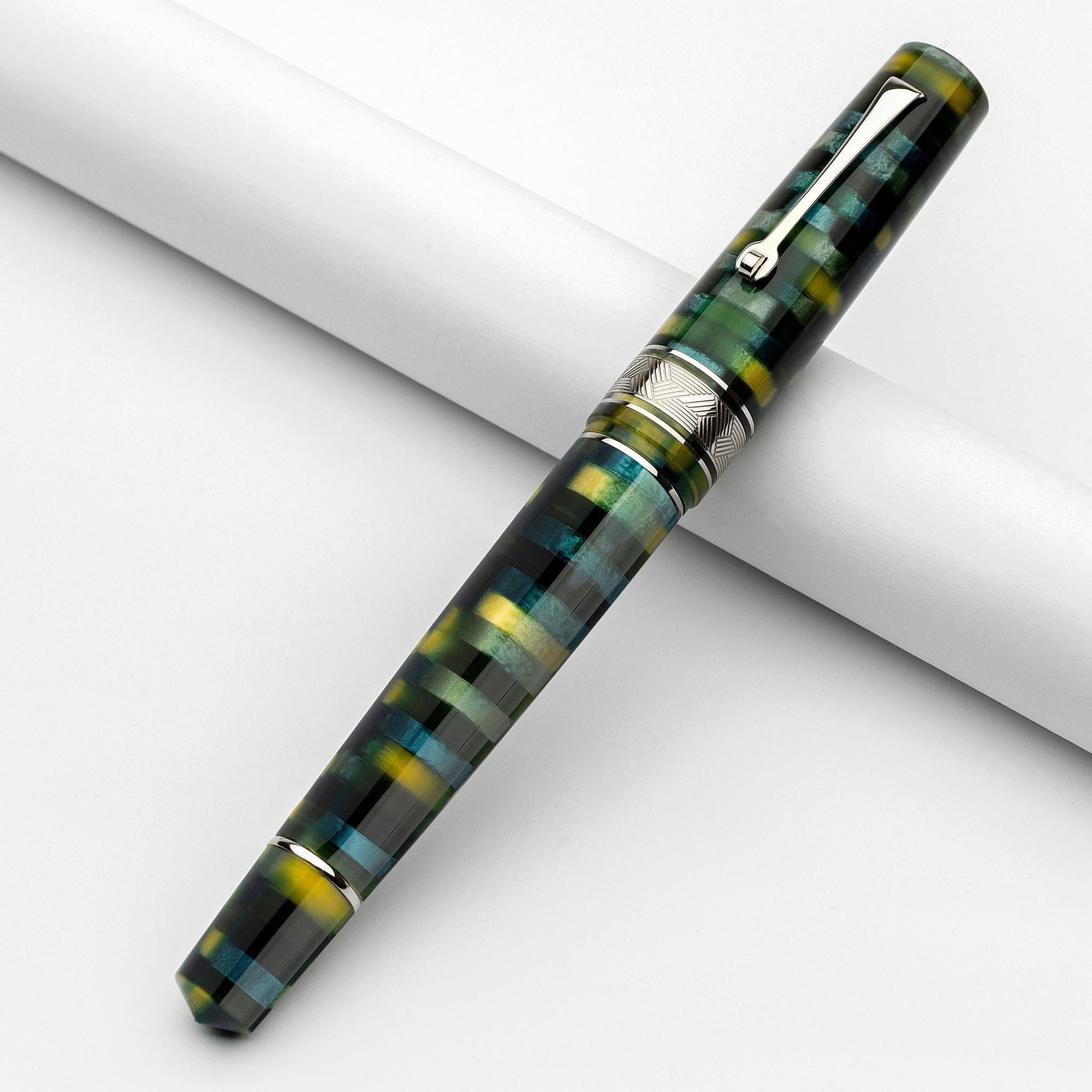 Leonardo Momento Zero Grande Fountain Pen – Mosaico Baobab – GT #6