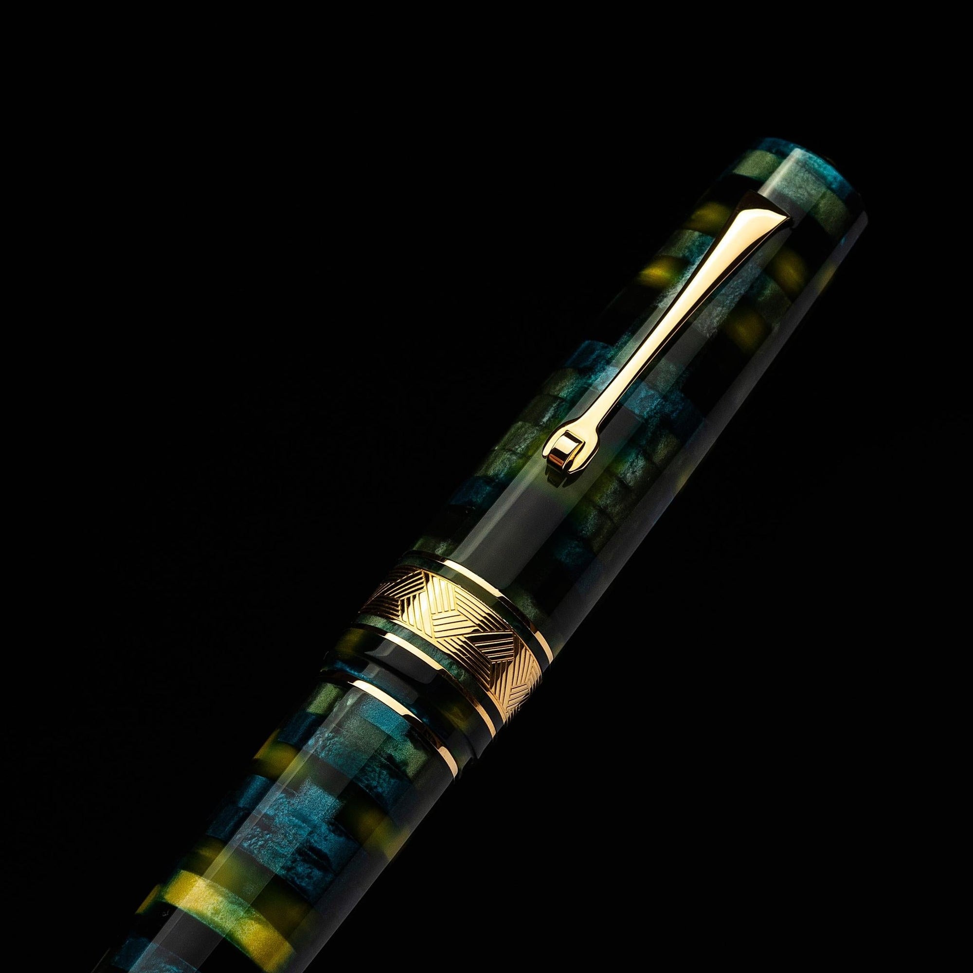 Leonardo Momento Zero Grande Fountain Pen – Mosaico Baobab – GT #6