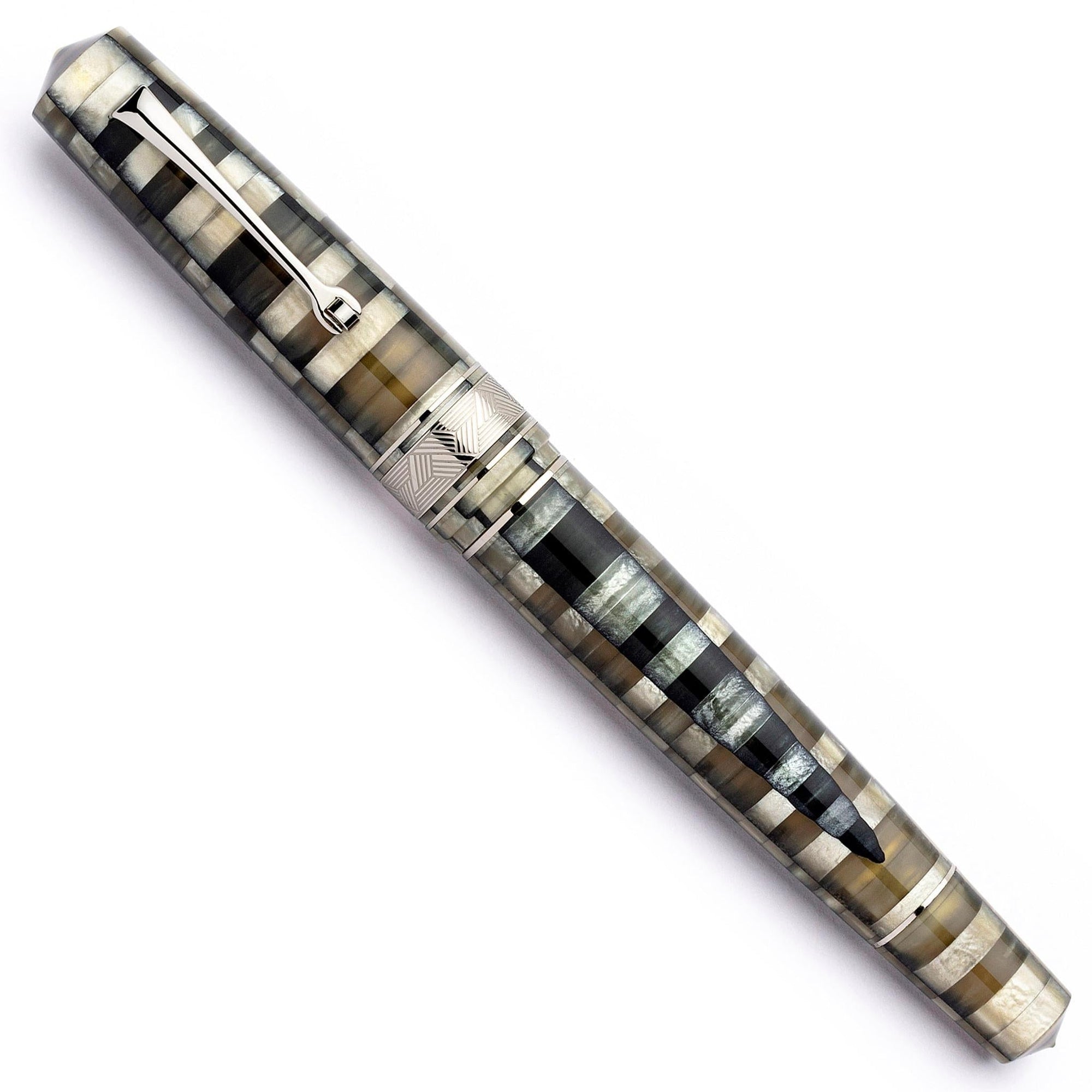 Leonardo Momento Zero Grande Fountain Pen – Mosaico Sand – ST #6