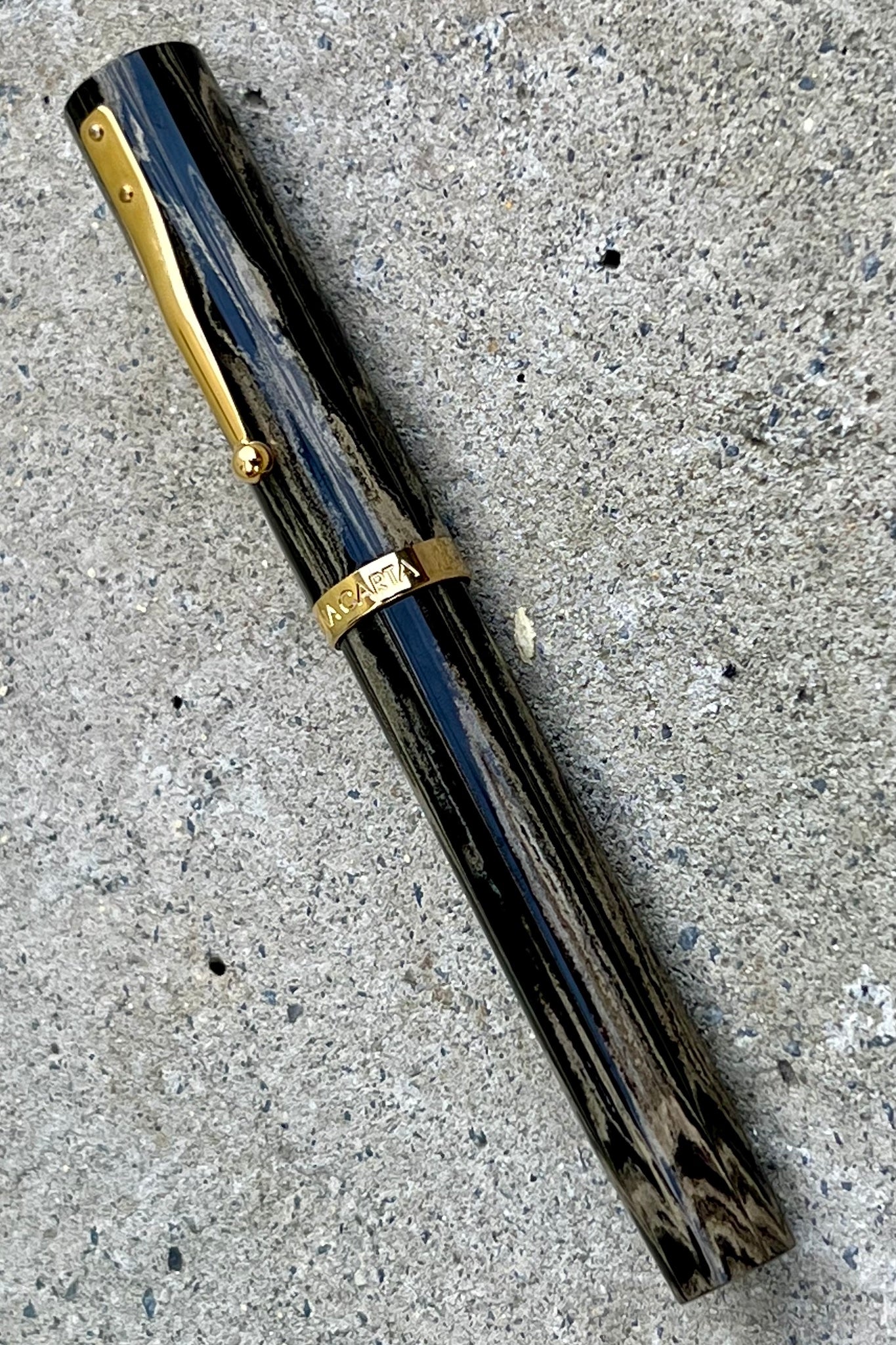 Magna Carta Mag 1000 Oversized Fountain Pen 9