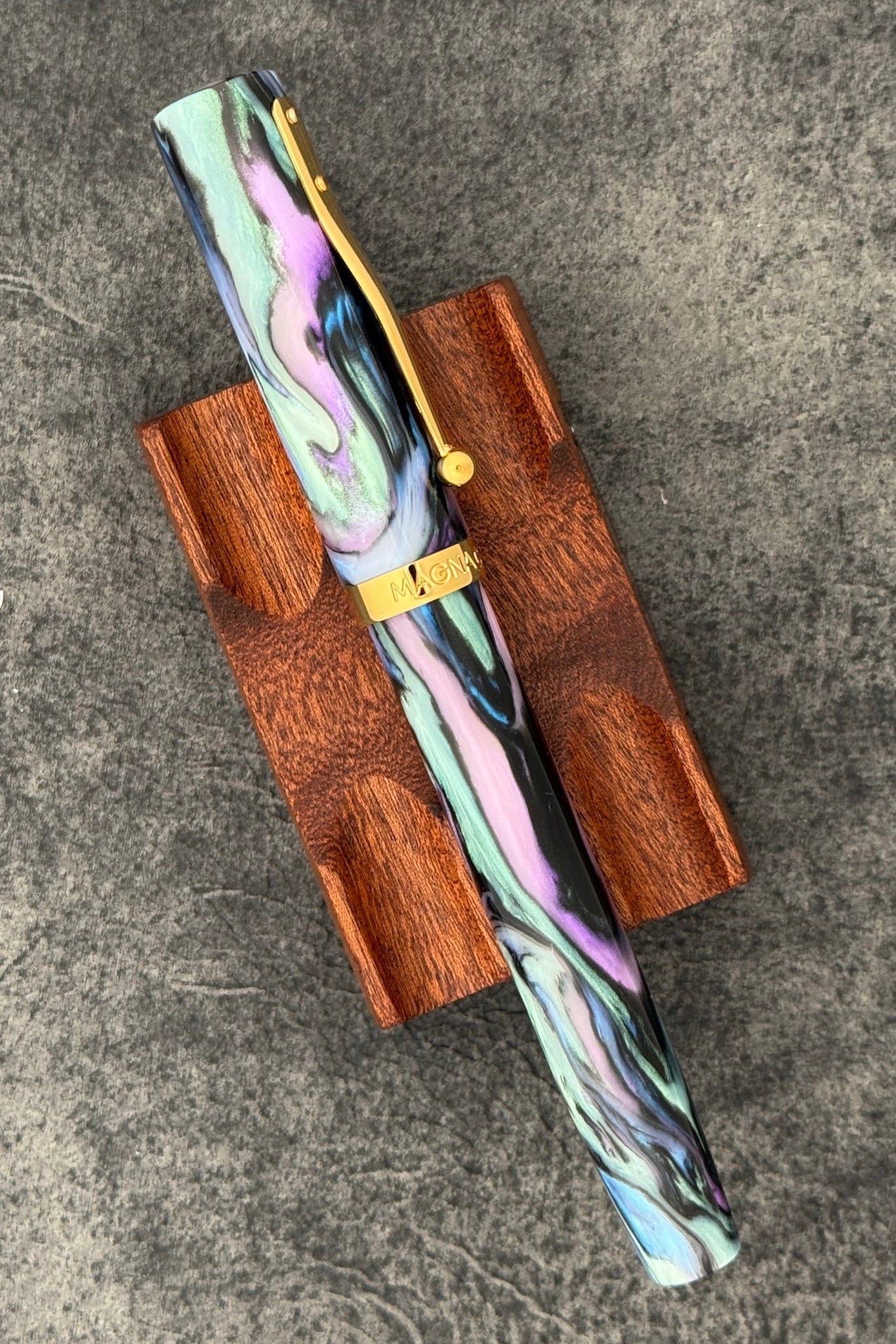 Magna Carta Mag 600 Dolmakalem 14k Gerçek Esnek Uç -Model - Nib 17