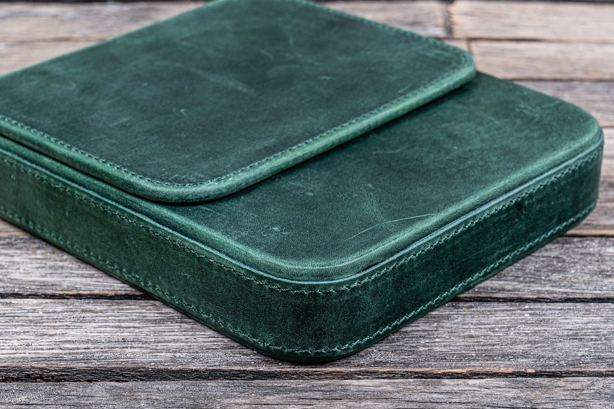 Magnum Opus 6&#39;lı Kapaklı Deri Kalemlik - C.H. Forest Green