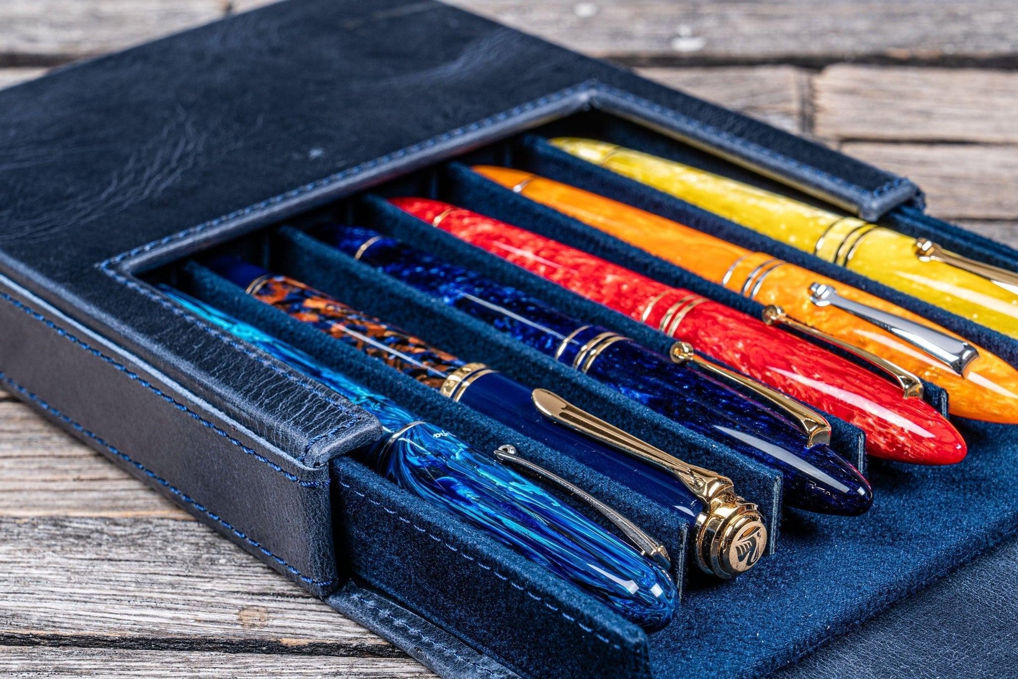 Magnum Opus 6&#39;lı Kapaklı Deri Kalemlik - C.H. Navy Blue