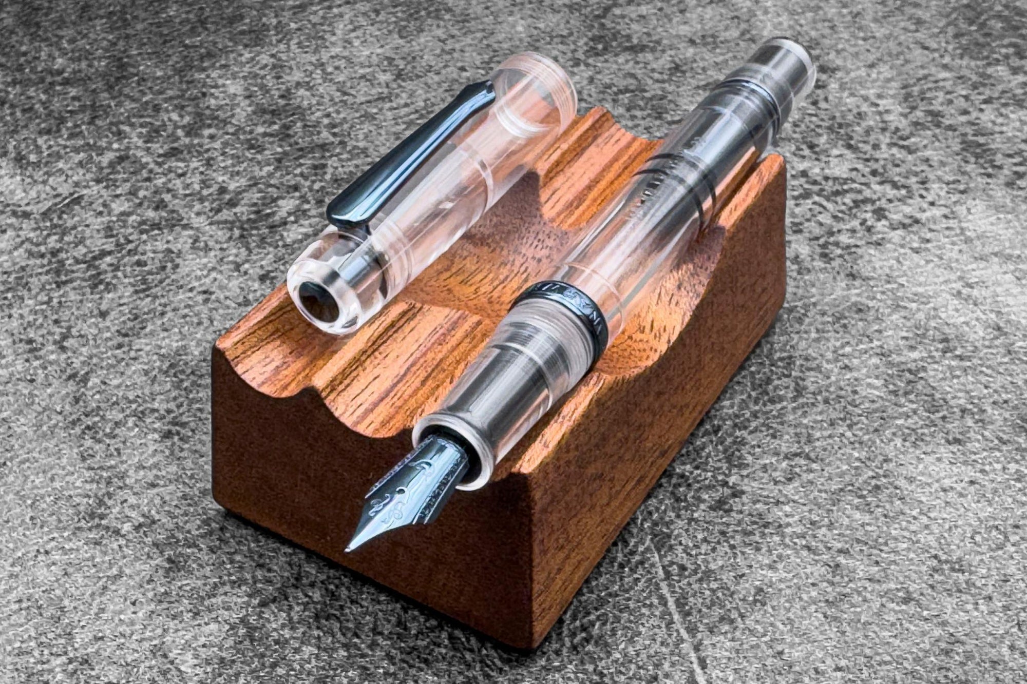 Nahvalur X Galen Şeffaf Dolma Kalem - Deep Navy