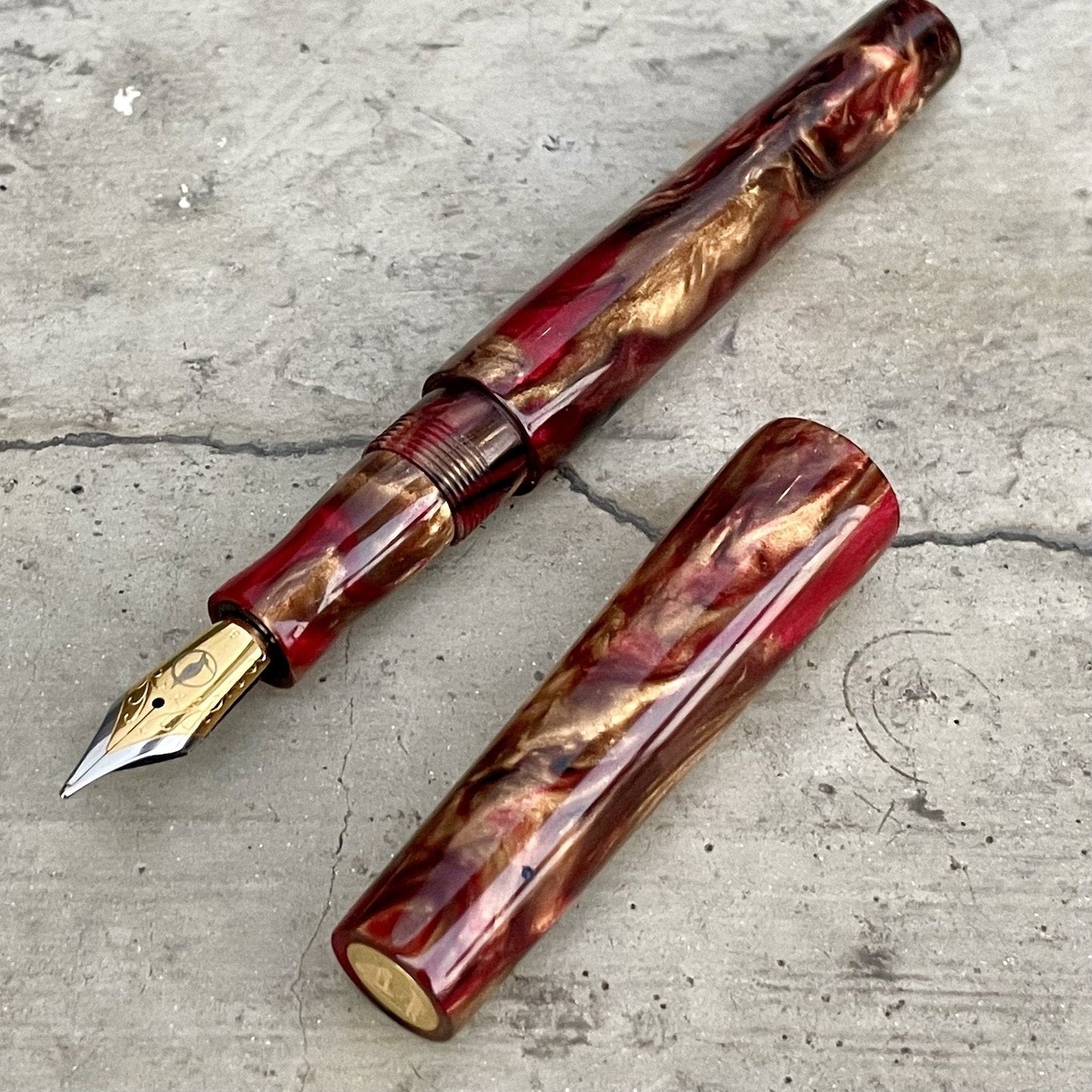 Studyo Agackakan x Galen - Dolma Kalem V1 - Golden Rule