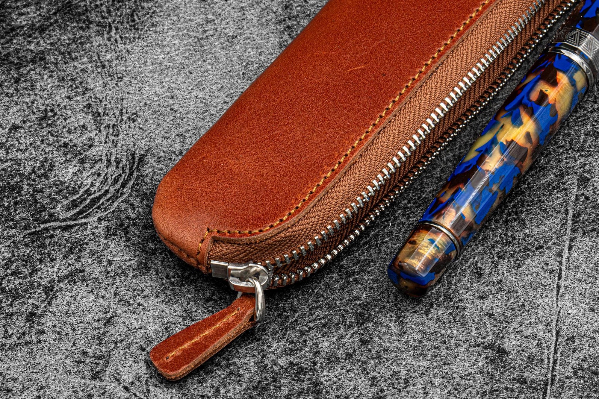 Tekli Fermuarlı Deri Kalemlik - Kahverengi