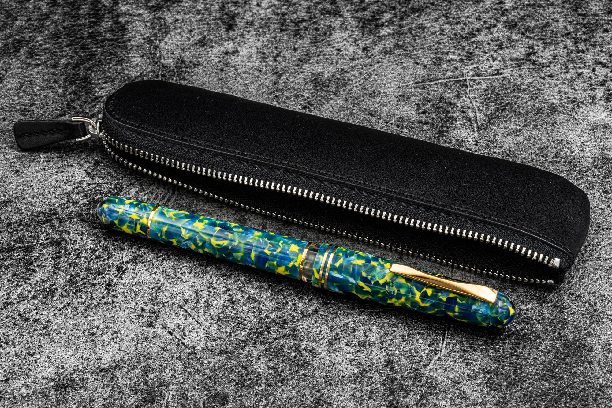 Tekli Fermuarlı Deri Kalemlik - Siyah