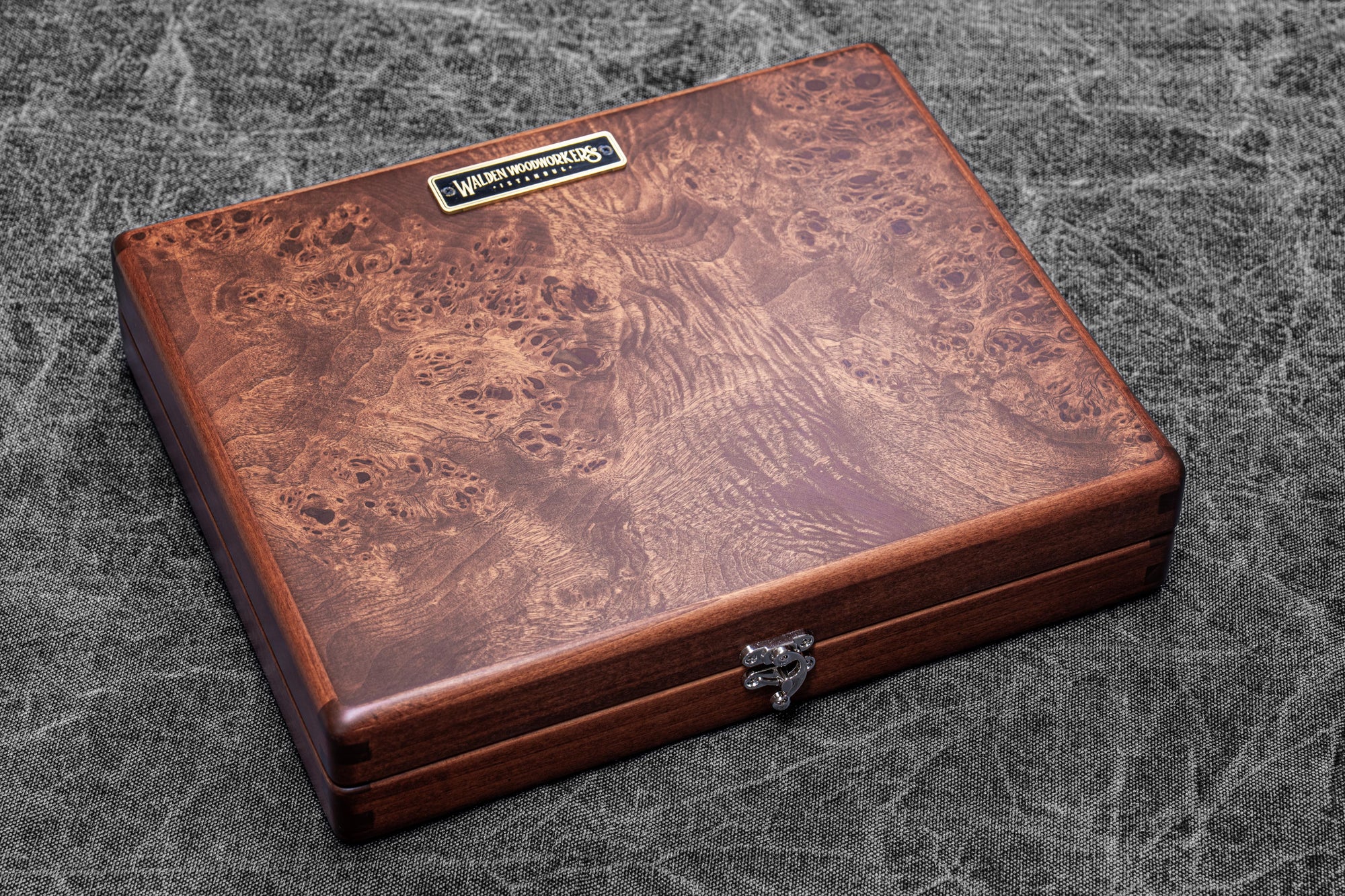 The Writing Box - Thuja Wood Special Edition