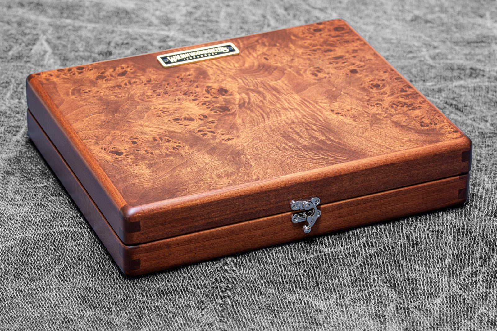 The Writing Box - Thuja Wood Special Edition