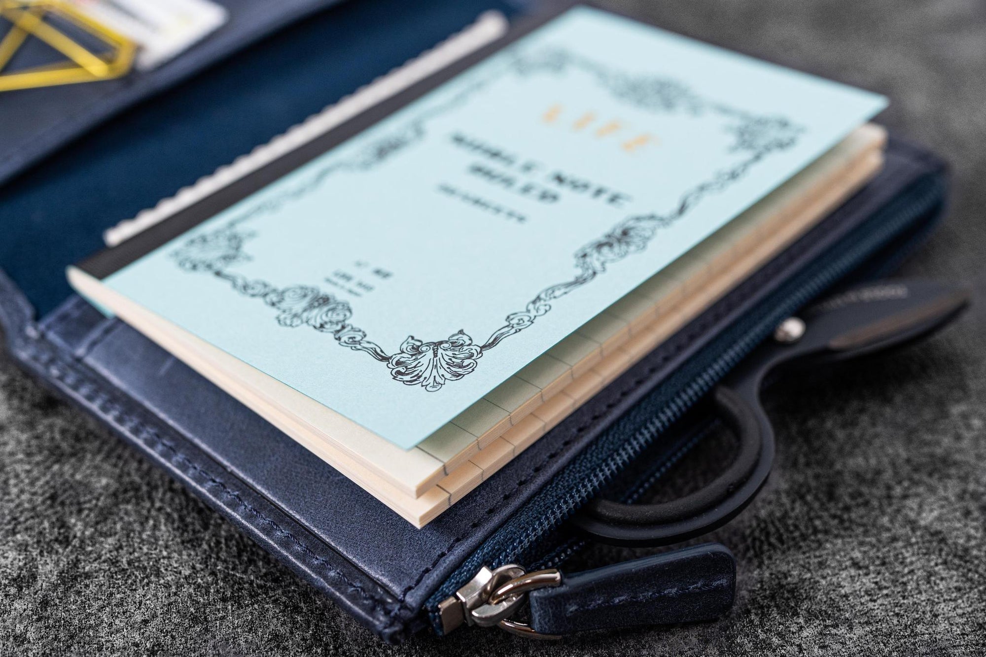 Traveler&#39;s Notebook için Deri Organizer - Passport Ebat - Crazy Horse Navy Blue