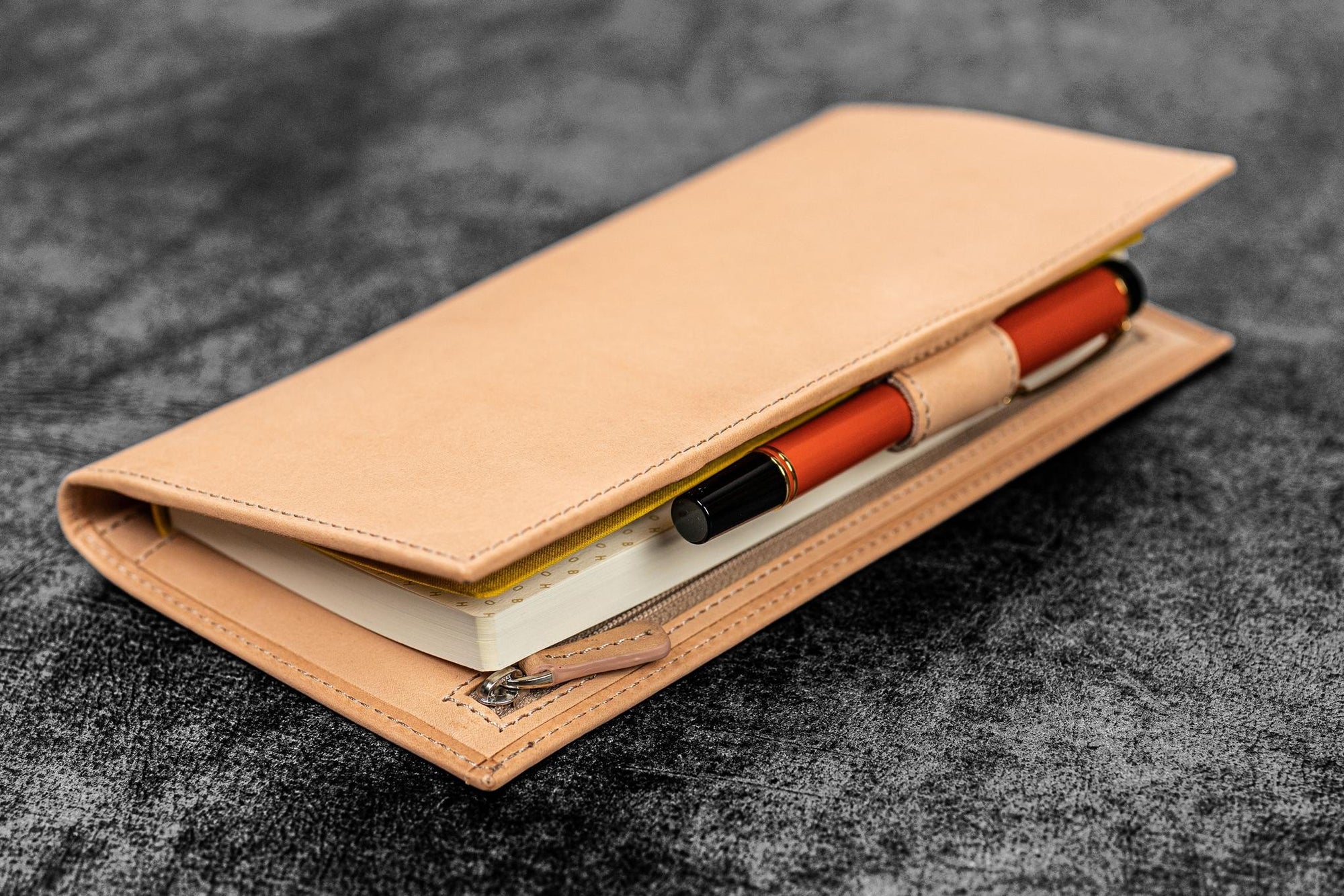 Traveler&#39;s Notebook için Deri Organizer - Regular Ebat - Undyed Leather