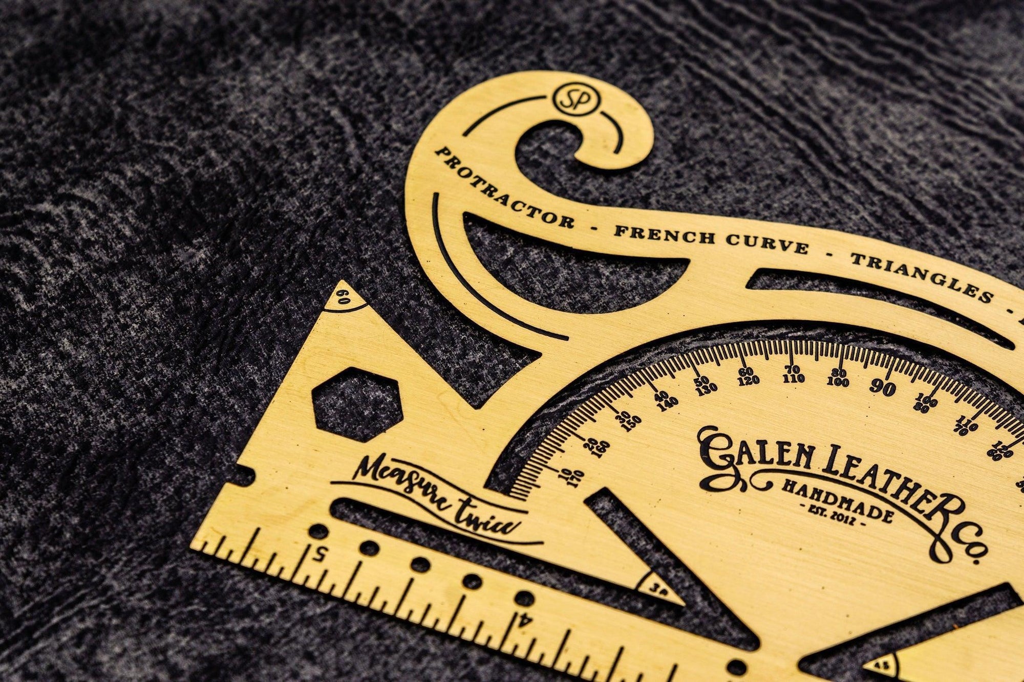 Vintage Tasarımlı 2'si 1 arada Cetvel: Pirinç Pistole + İletki (İnç)