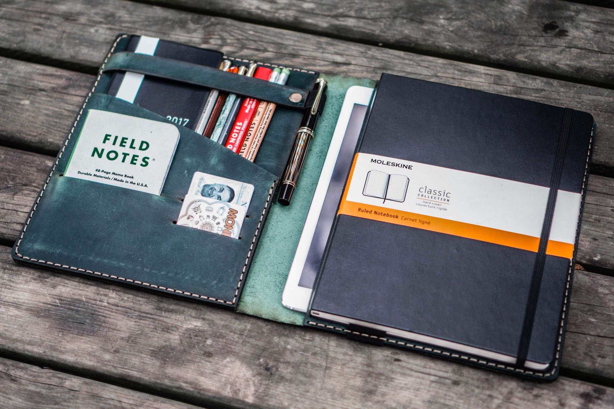 iPad Air/Pro &amp; Extra Large Moleskine Cover - Crazy Horse Forest Green-Galen Leather