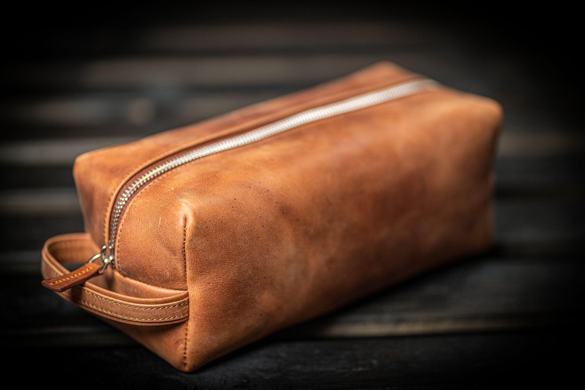 Leather Classic Dopp Kit &amp; Travel Toiletry Bag - Crazy Horse Tan-Galen Leather