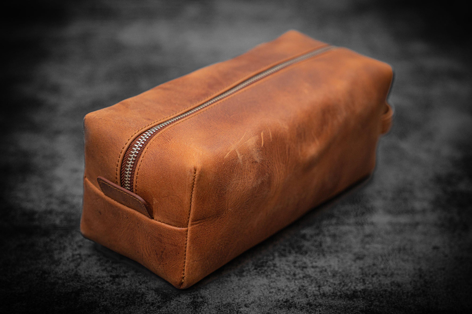 Leather Classic Dopp Kit &amp; Travel Toiletry Bag - Crazy Horse Tan-Galen Leather